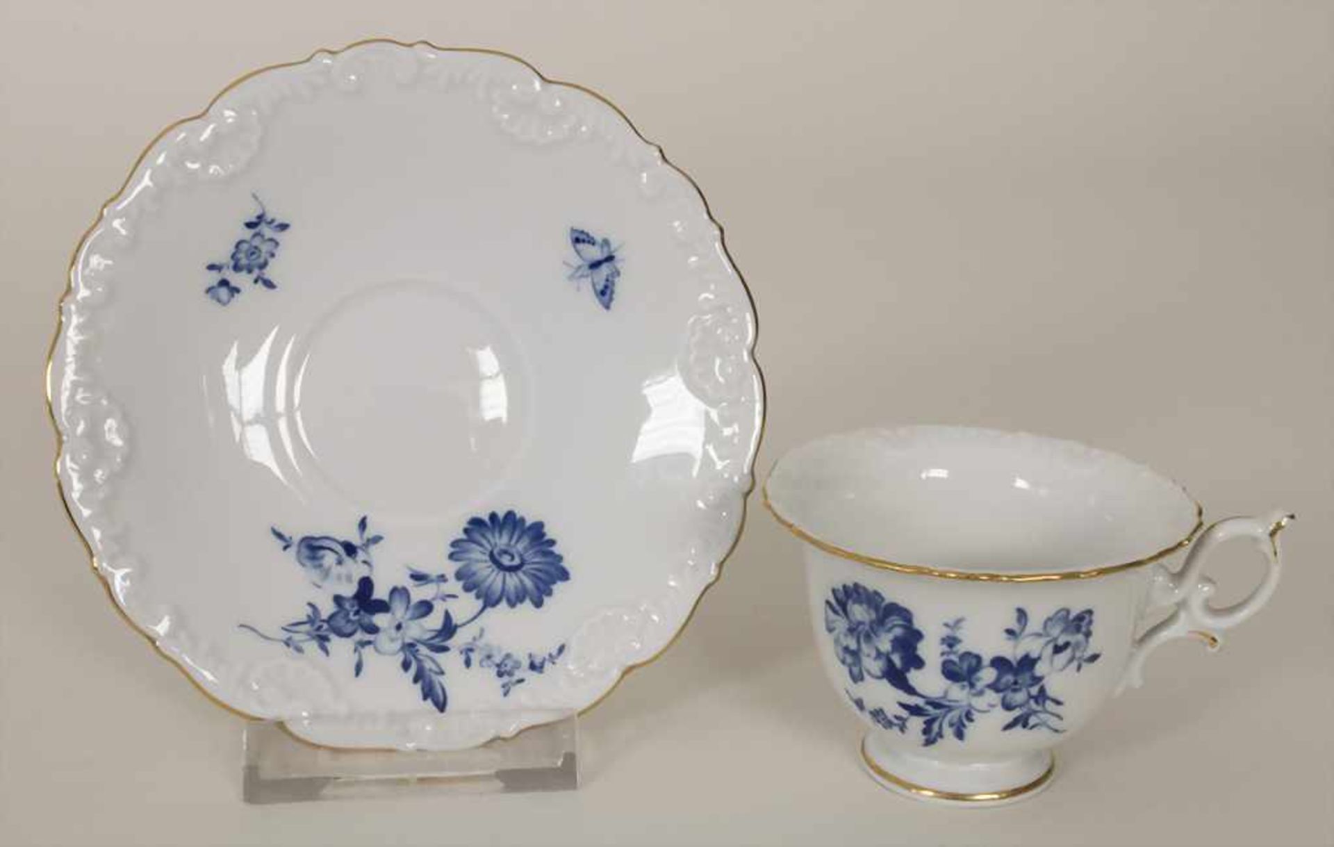 2 Mokkatassen mit Untertassen 'Blaue Blume' / A set of 2 mocha cups and saucers 'Blue Flower', - Image 2 of 14