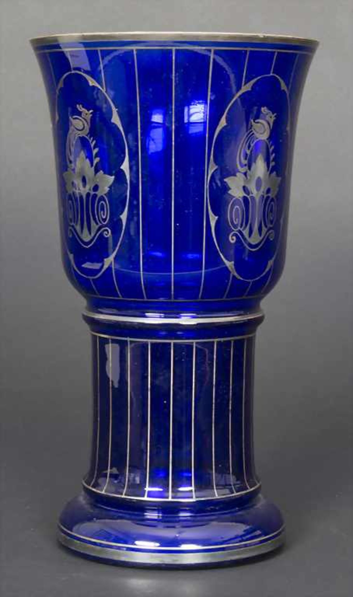 Ziervase / A decorative vase, Fachschule Zwiesel, Entw. wohl Bruno Mauder, um 1920Material/