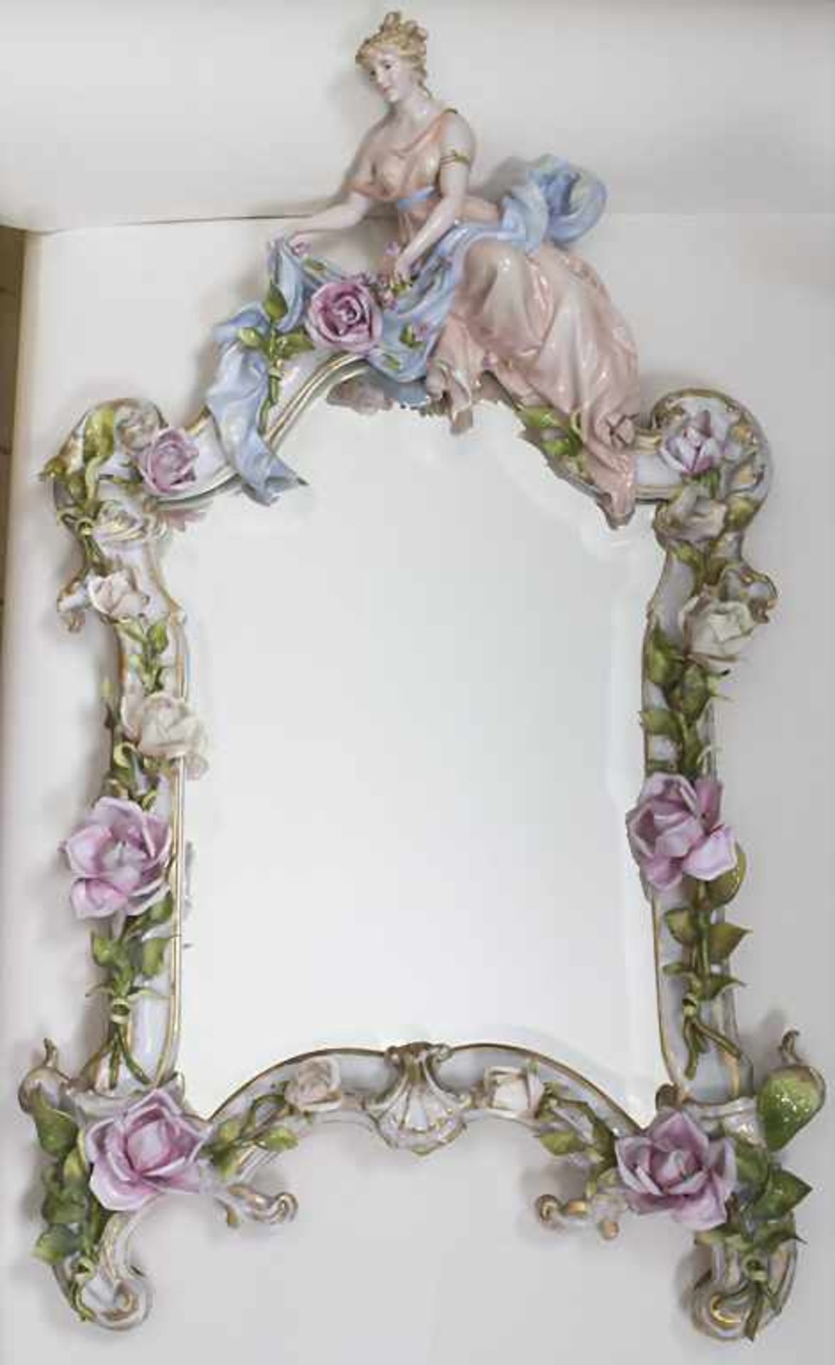 Wandspiegel mit Allegorie 'Flora' / A mirror with allegory 'Flora', wohl Frankreich, um - Image 3 of 12