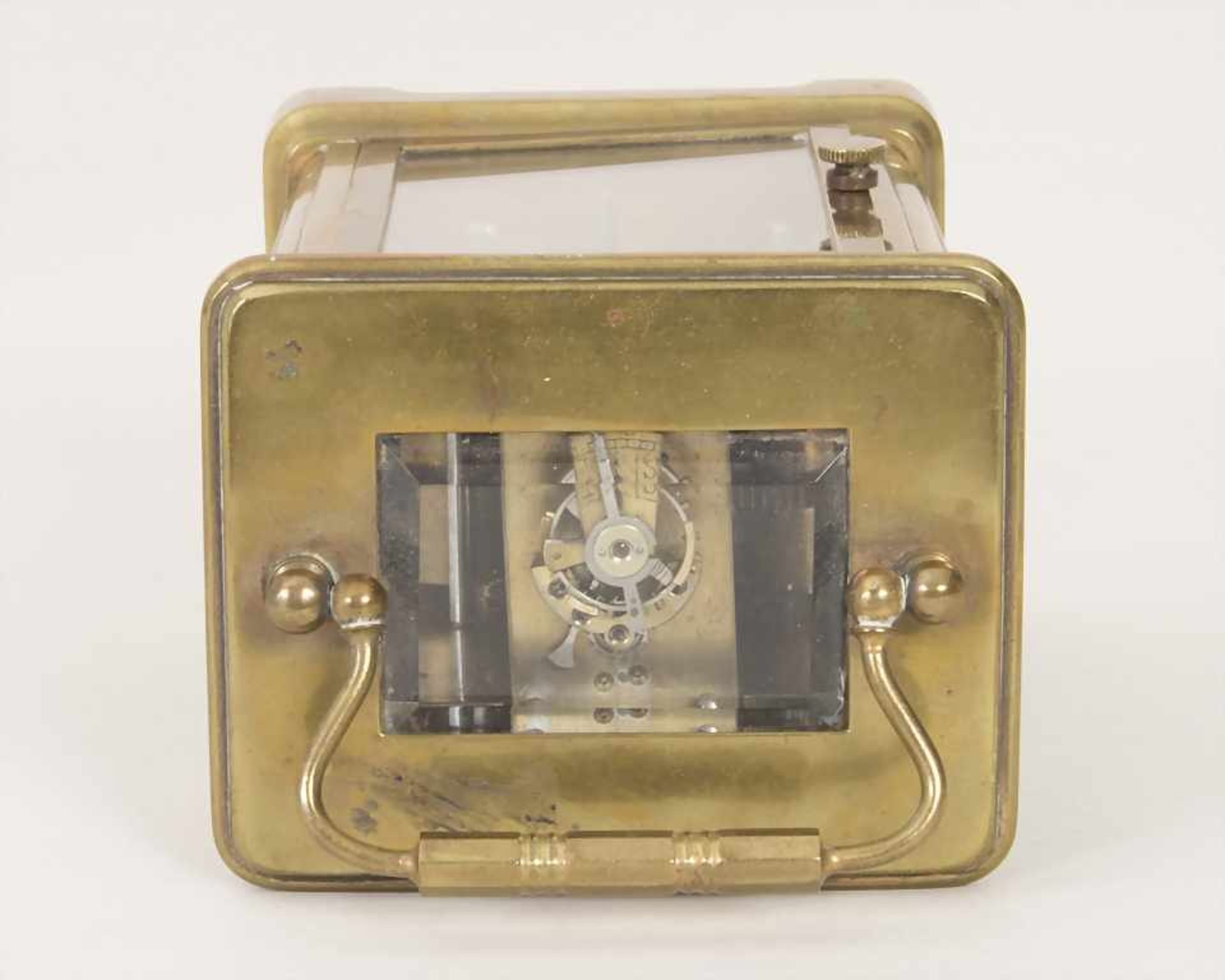 Reiseuhr mit Wecker / A travellers alarm clock, Union Horlogère um 1900Gehäuse: Rundum verglastes - Image 6 of 7