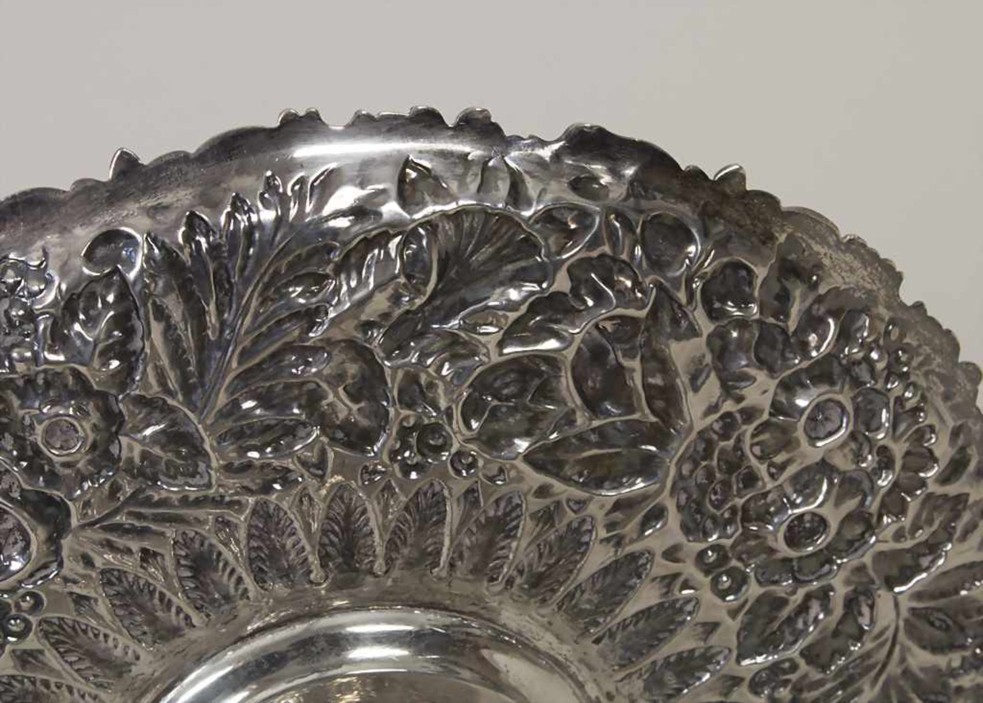 Obstschale / Fußschale / A silver footed fruit dish, Tiffany & Co., New York, 20. Jh.Material: - Image 6 of 9