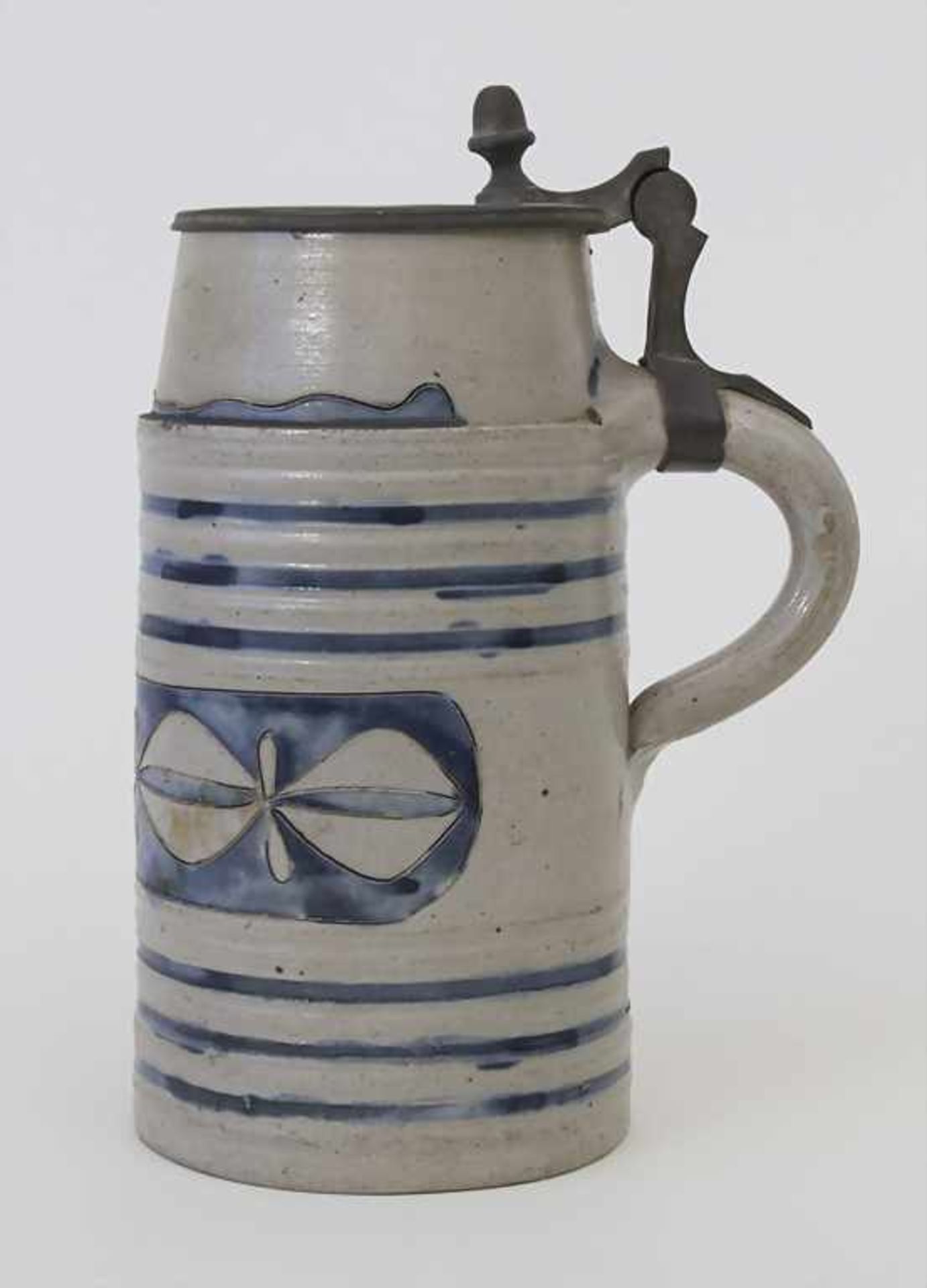 Steinzeug Walzenkrug mit Floraldekor / A stoneware lidded mug with floral decor, Westerwald, um