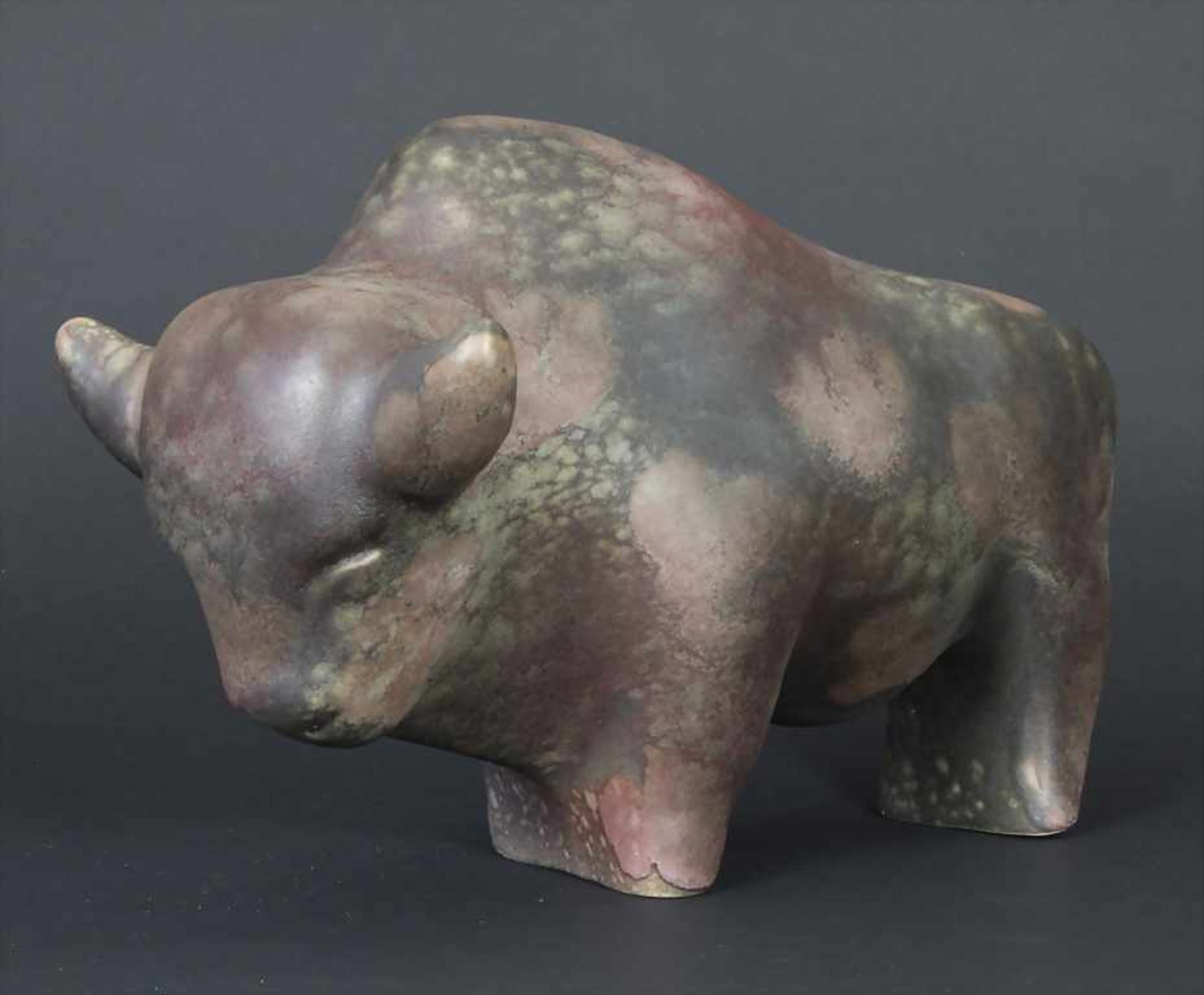 Kurt Tschörner (20. Jh.), Keramikskulptur 'Büffel' / Ceramic sculpture 'buffalo', Ruscha Keramik, um