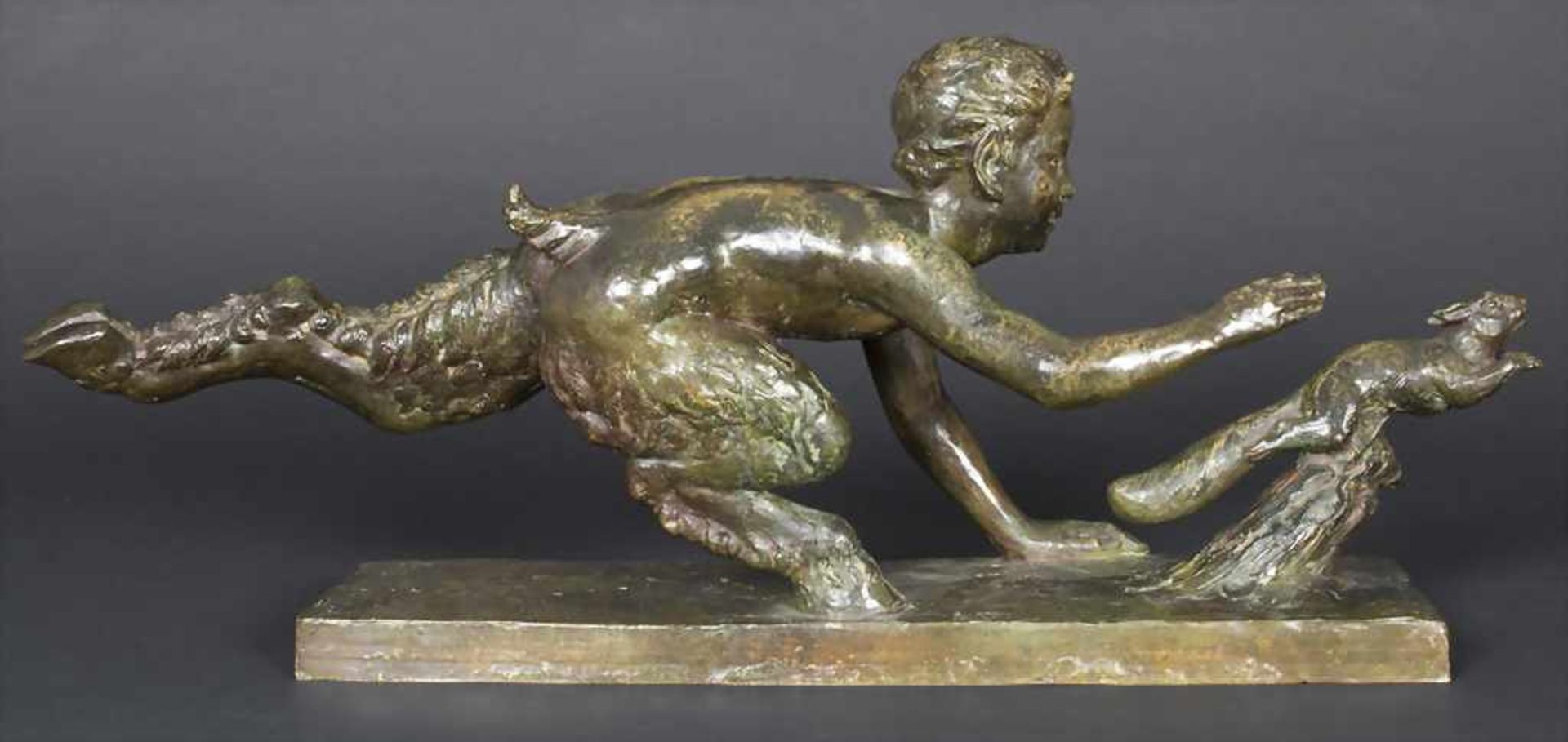 Faun mit Eichhörnchen / A faun with a squirrel, Georges Crouzat, (1904-1976)Material: Bronze, - Bild 3 aus 9