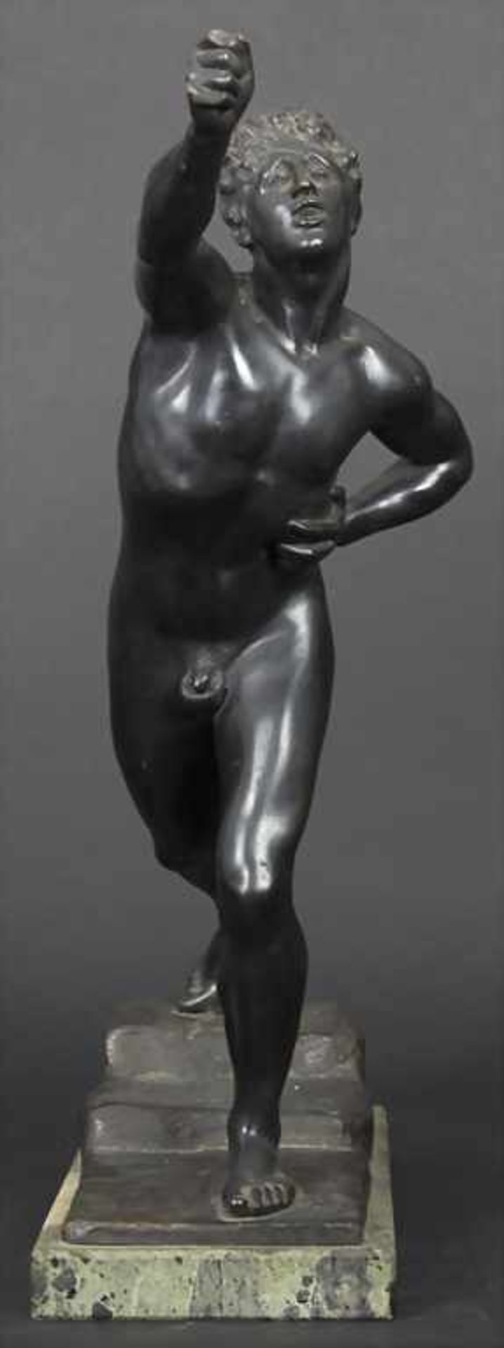Siegesbote-Nenikhkamen, Entw. Kruse Max, 1854-1942Material: Bronze, dunkel patiniert, auf flache - Image 3 of 6