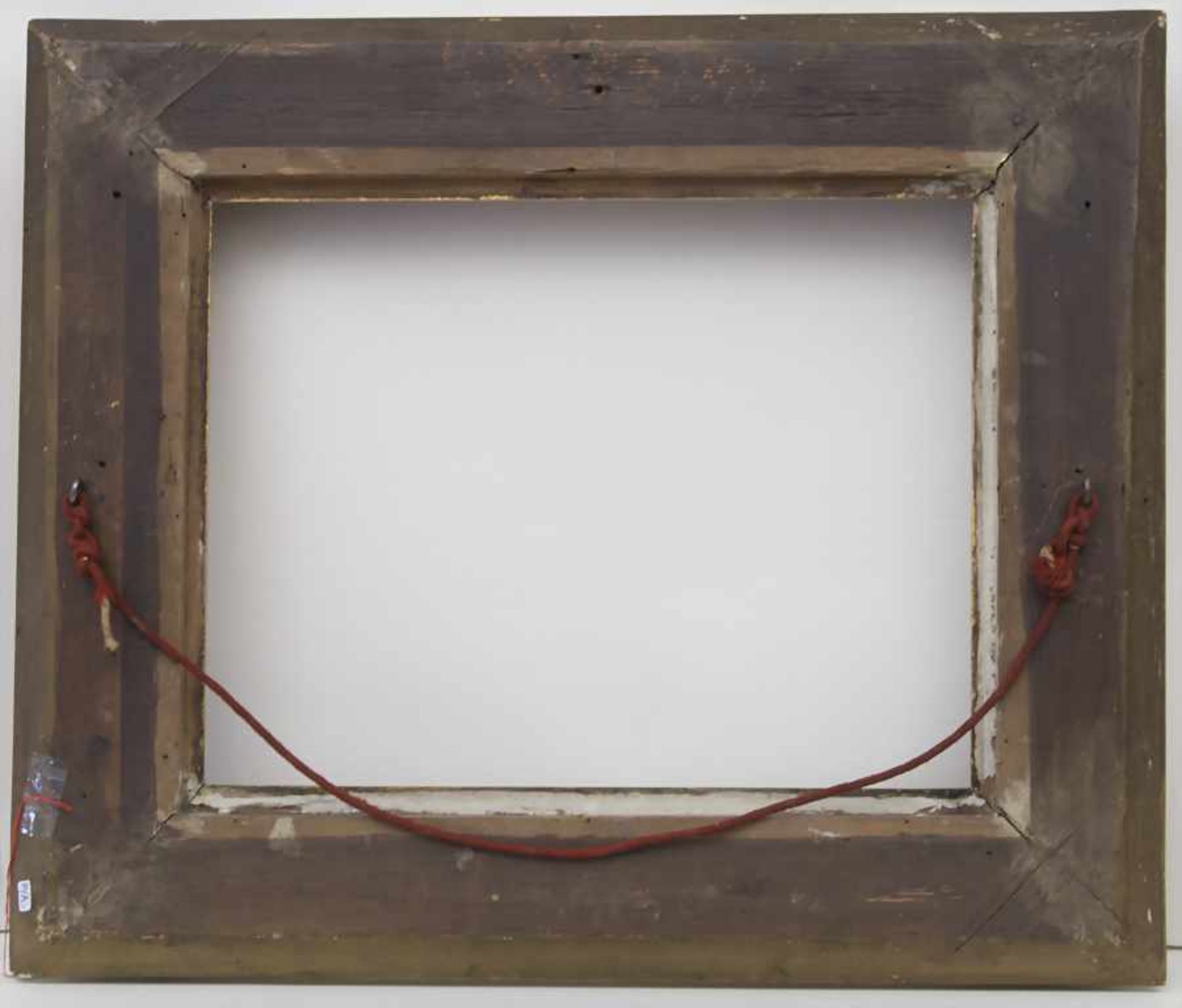 Goldrahmen mit Rocaillen / A gilt frame with rocailles, 19. Jh.Material: Holz, stuckiert, - Bild 3 aus 3
