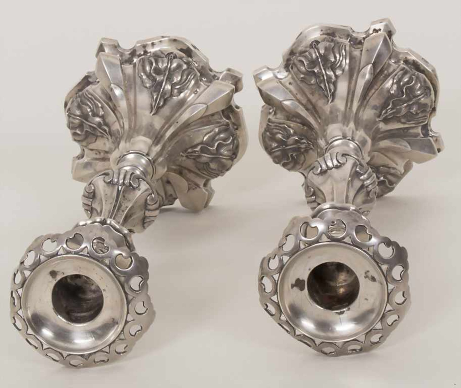 Paar Barock Kerzenleuchter / A pair of Baroque silver candlesticks, Porto, 19. Jh.Material: Silber, - Bild 3 aus 6