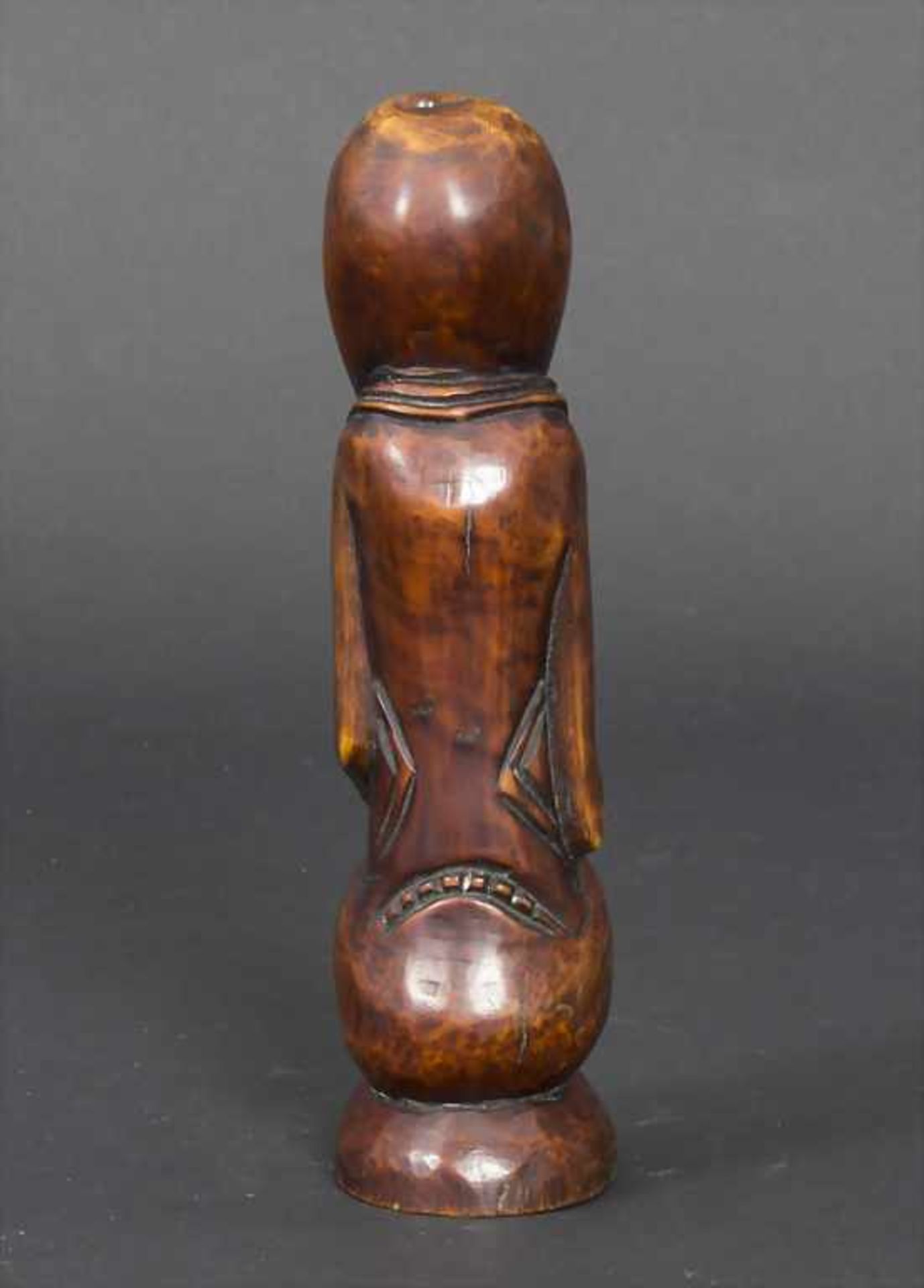 Elfenbein Statuette der Lega, Nordkongo, um 1930Material: Elfenbein braun patiniert,Stamm der Lega- - Bild 4 aus 4