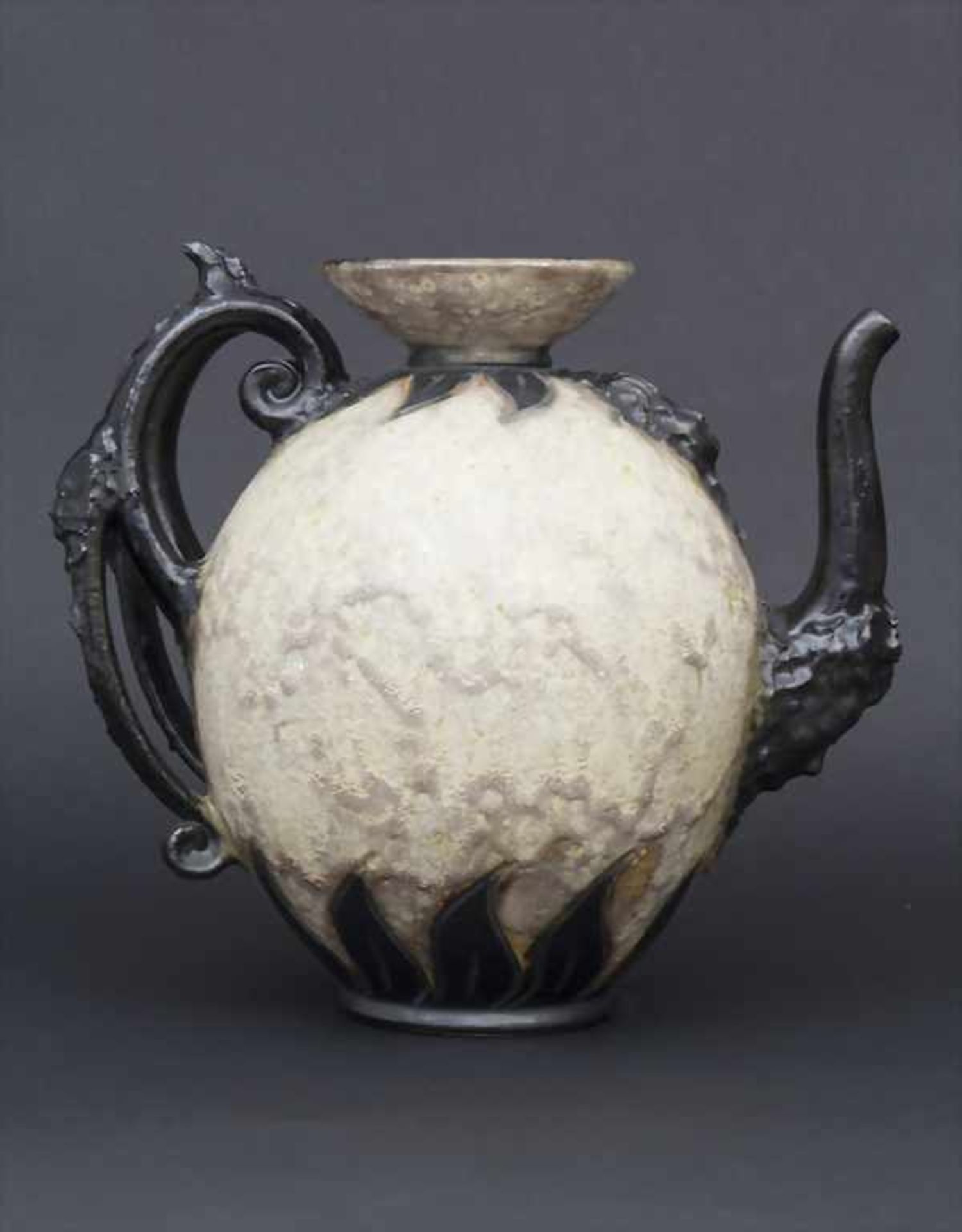 Jugendstil Steingut Kanne / An Art Nouveau stoneware jug, S. Hublet, um 1900Material: Steingut, - Image 4 of 10