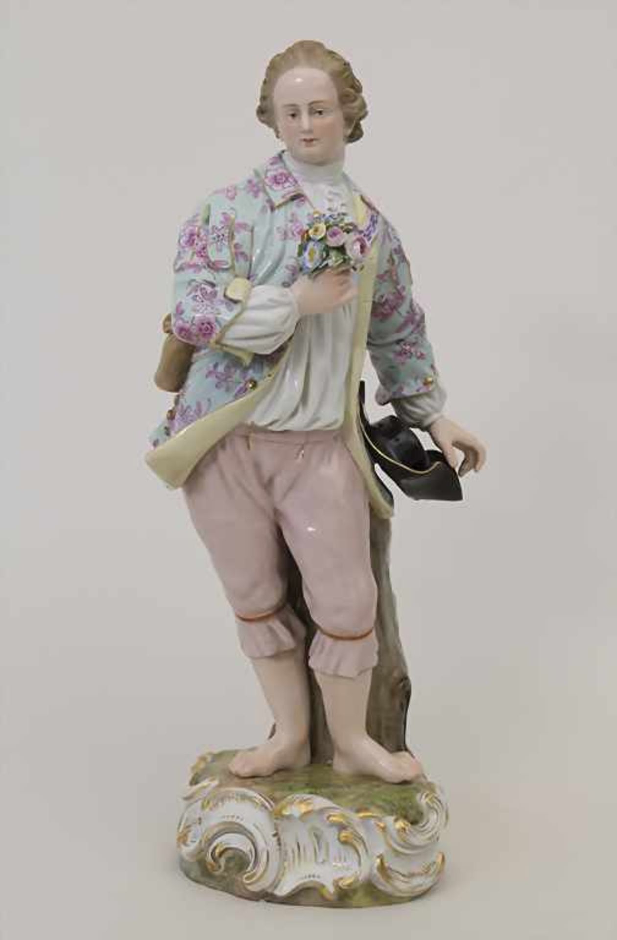 Große Figur 'Gärtner mit Blumenstrauß' / A large figure 'gardener with flower bouquet', Meissen,