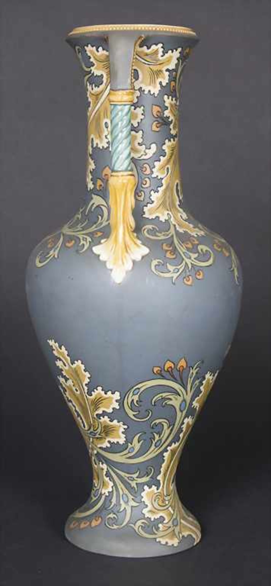 Jugendstil Henkelvase / An Art Nouveau vase with 2 handles, Mettlach, um 1900Material: Keramik, - Image 4 of 8