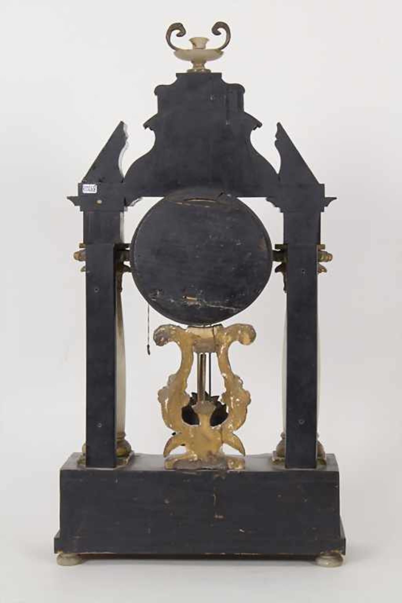 Empire Portaluhr / A clock, Joh. Georg Brey à Memmingen, um 1820Gehäuse: verschiedene Hölzer, - Bild 4 aus 7
