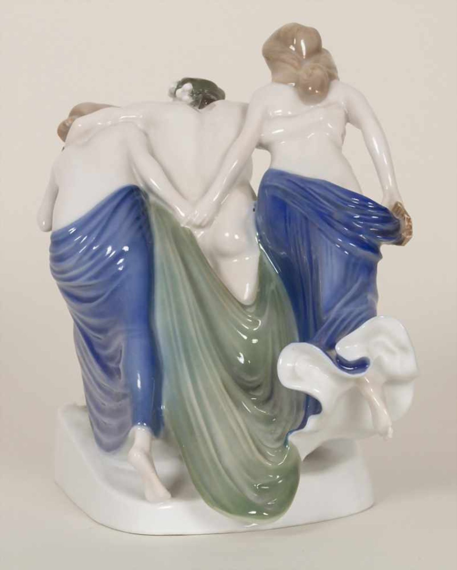 Jugendstil Figurengruppe 'Stürmende Bacchanten' / An Art Nouveau figural group 'a faun with 2 - Image 3 of 7