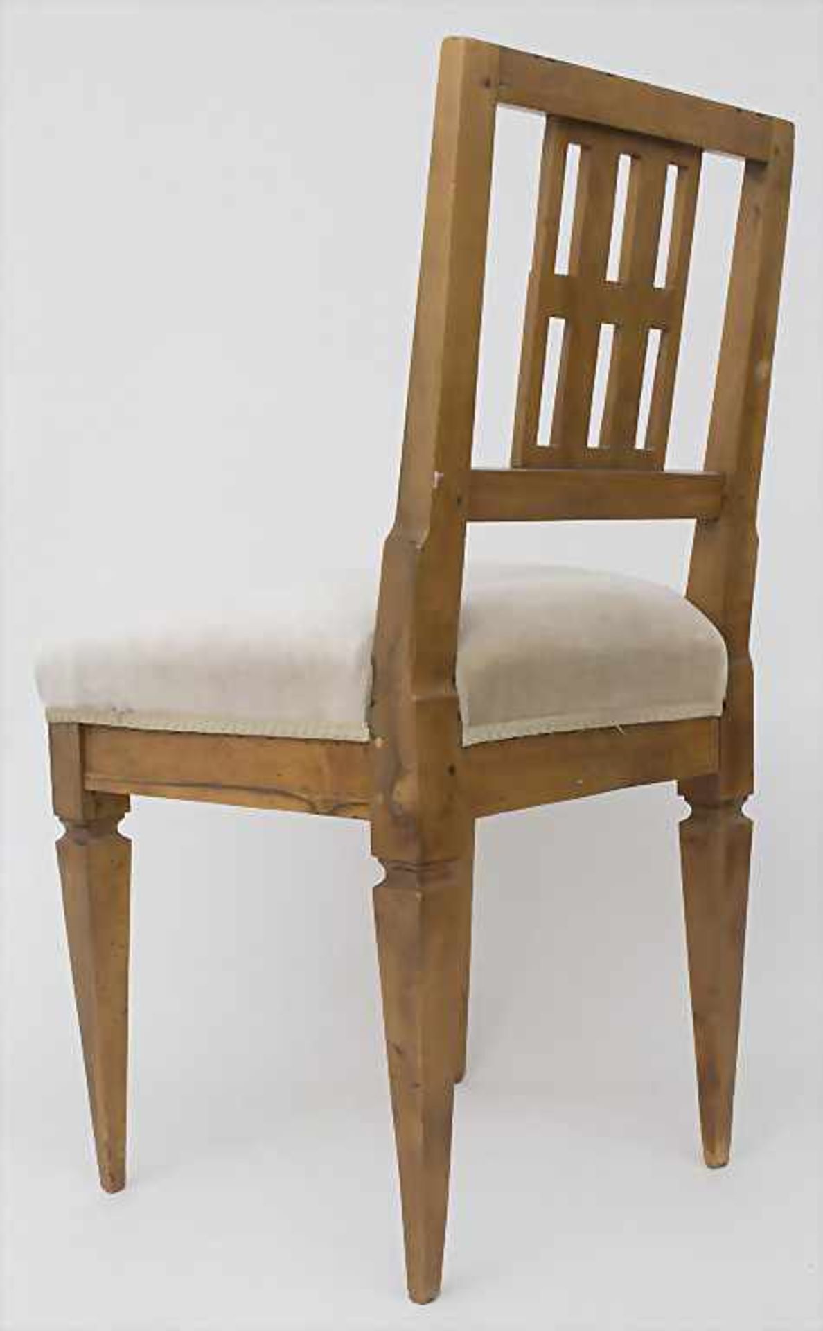 Klassizismus Stuhl / A classicism chair, um 1800Material: Rüsterholz, massiv, gedübelte - Bild 3 aus 5