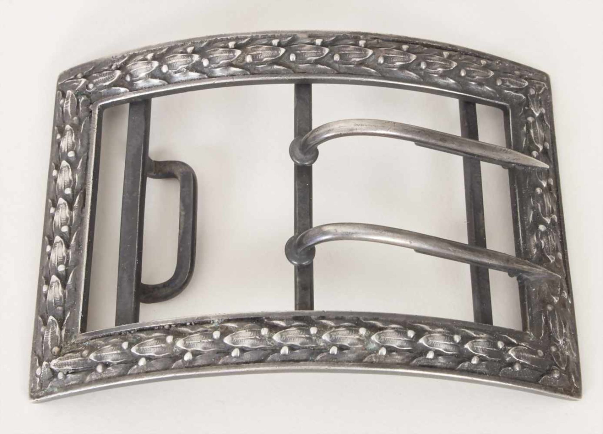 Silber Gürtelschließe / A silver belt buckle, Frankreich, um 1860Material: Silber 950,Punzierung: