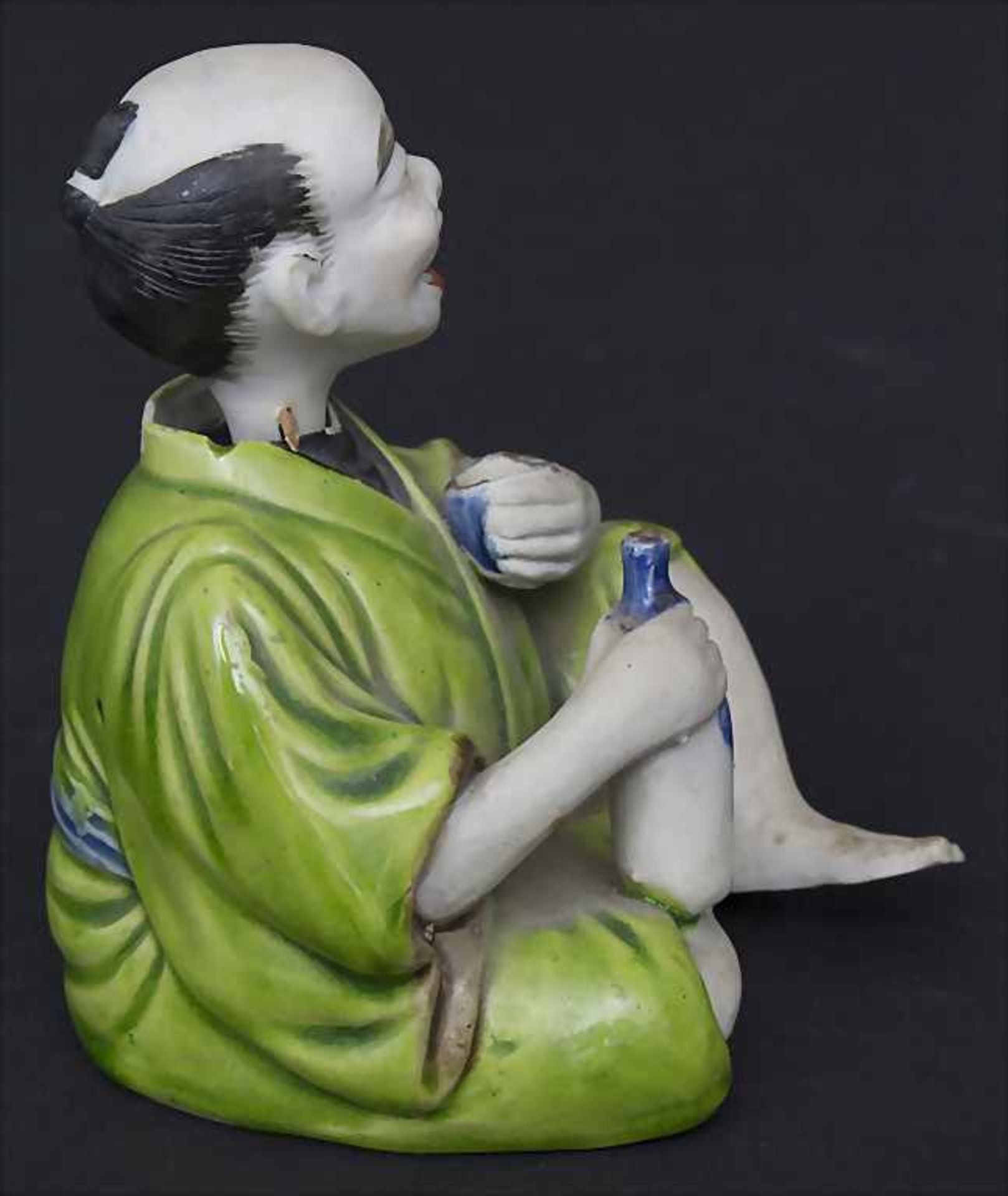 Wackelpagode / A buddha with shaking head, ChinaMaterial: hellgrauer Scherben, teilglasiert, Gesicht - Image 4 of 6