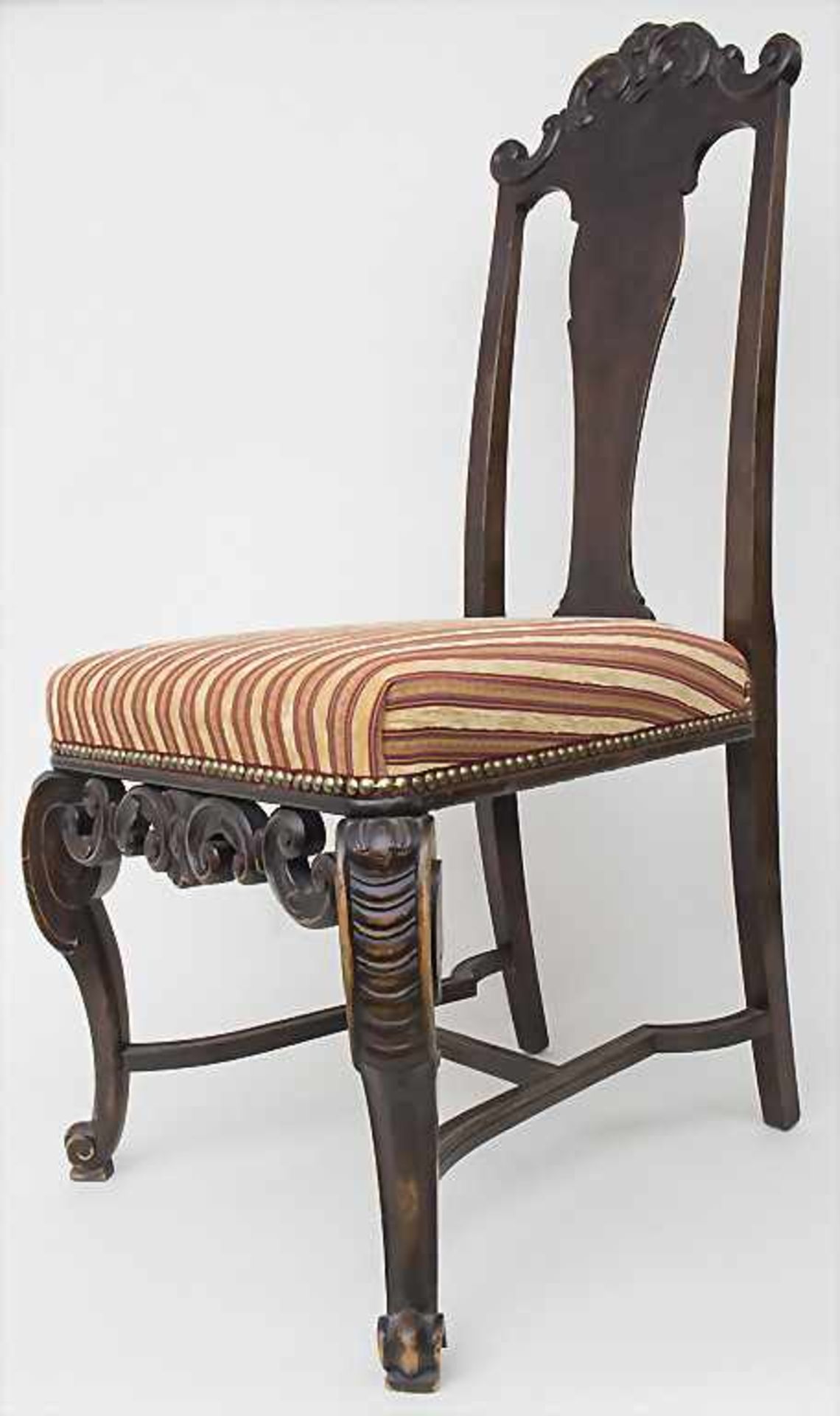 Paar Historismus-Stühle / A pair of historism chairs, 19. Jh.Material: Holz, dunkel gebeizt, - Bild 2 aus 5