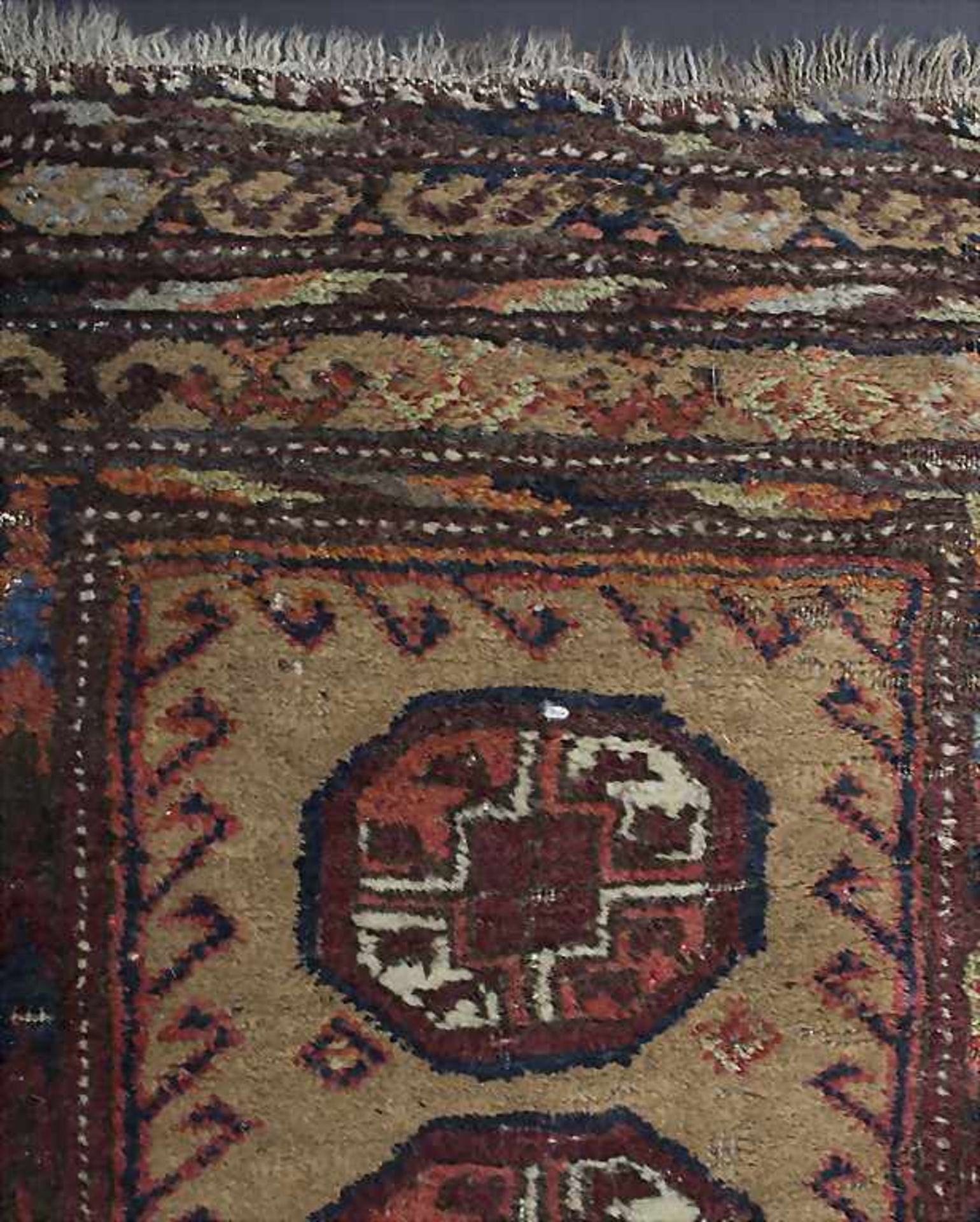 Orientteppich / An oriental carpet, wohl TurkmeneMaterial: Wolle auf Wolle, Maße: 74 x 98 cm, - Image 2 of 4