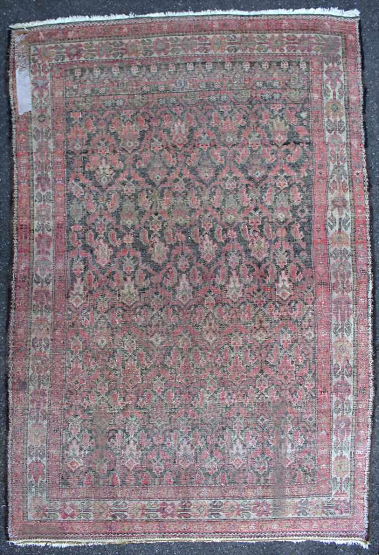 Orientteppich / An oriental carpetMaterial: Wolle auf Wolle, Maße: 192 x 132 cm, Zustand: partiell - Image 3 of 4