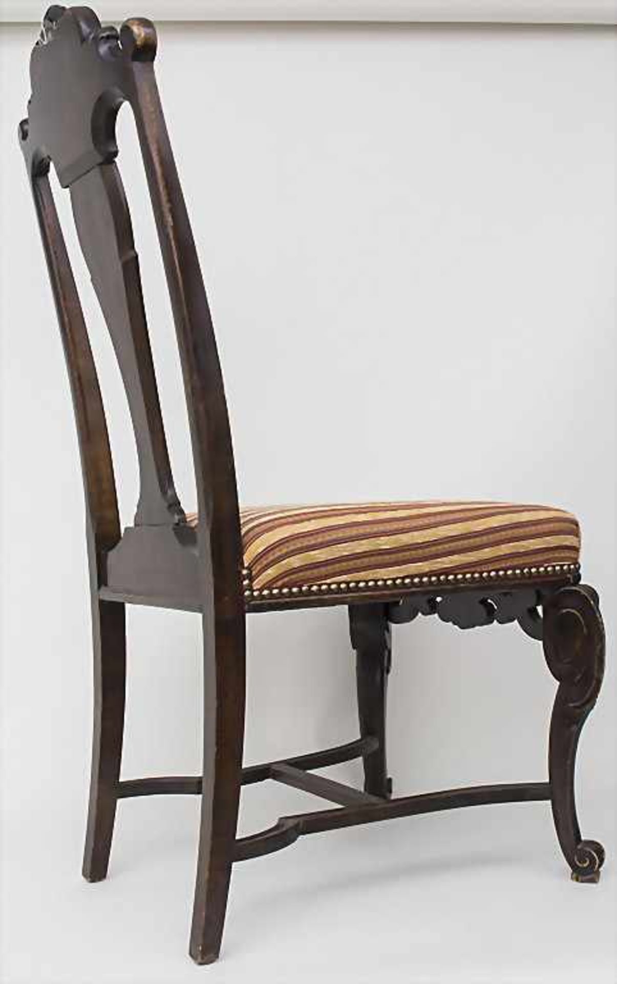 Paar Historismus-Stühle / A pair of historism chairs, 19. Jh.Material: Holz, dunkel gebeizt, - Bild 3 aus 5