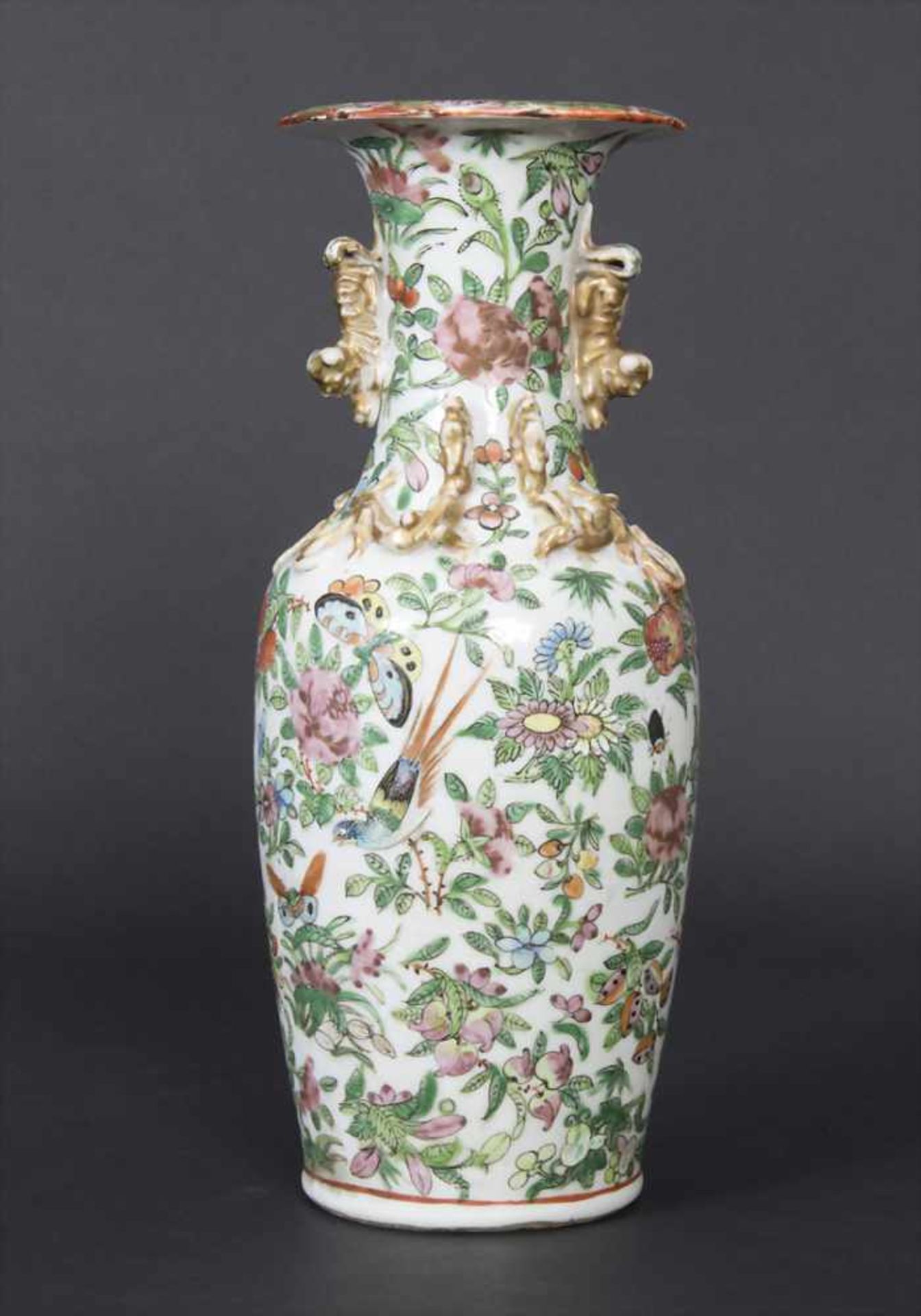 Kantonvase 'Familie Rose Dekor', China um 1900Material: Porzellan polychrome bemalt mit Blüten und - Image 3 of 7