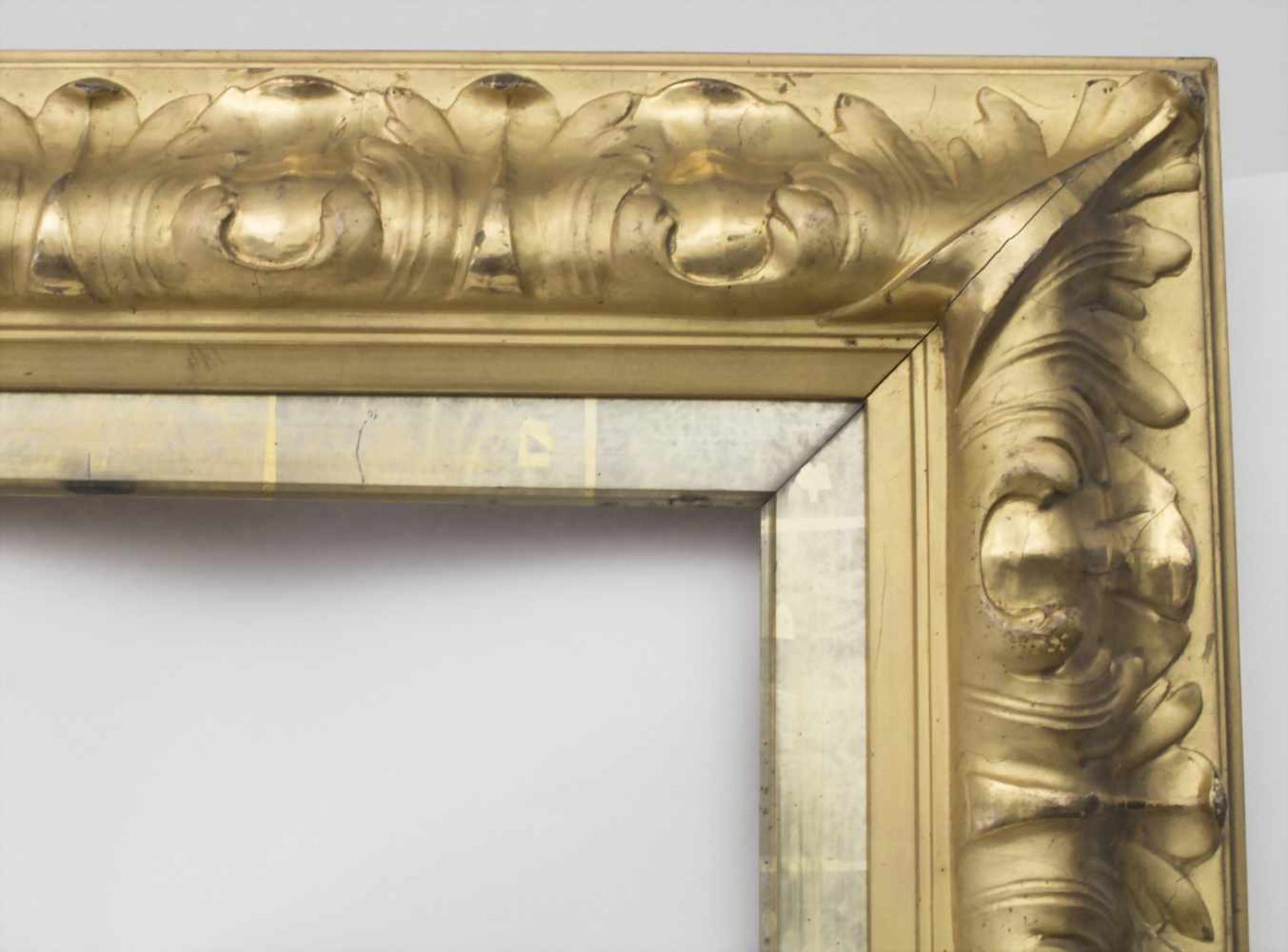 Prunkrahmen mit Akanthusblattdekor / A splendid frame with acanthus leaves, 19. Jh.Technik: - Bild 2 aus 3