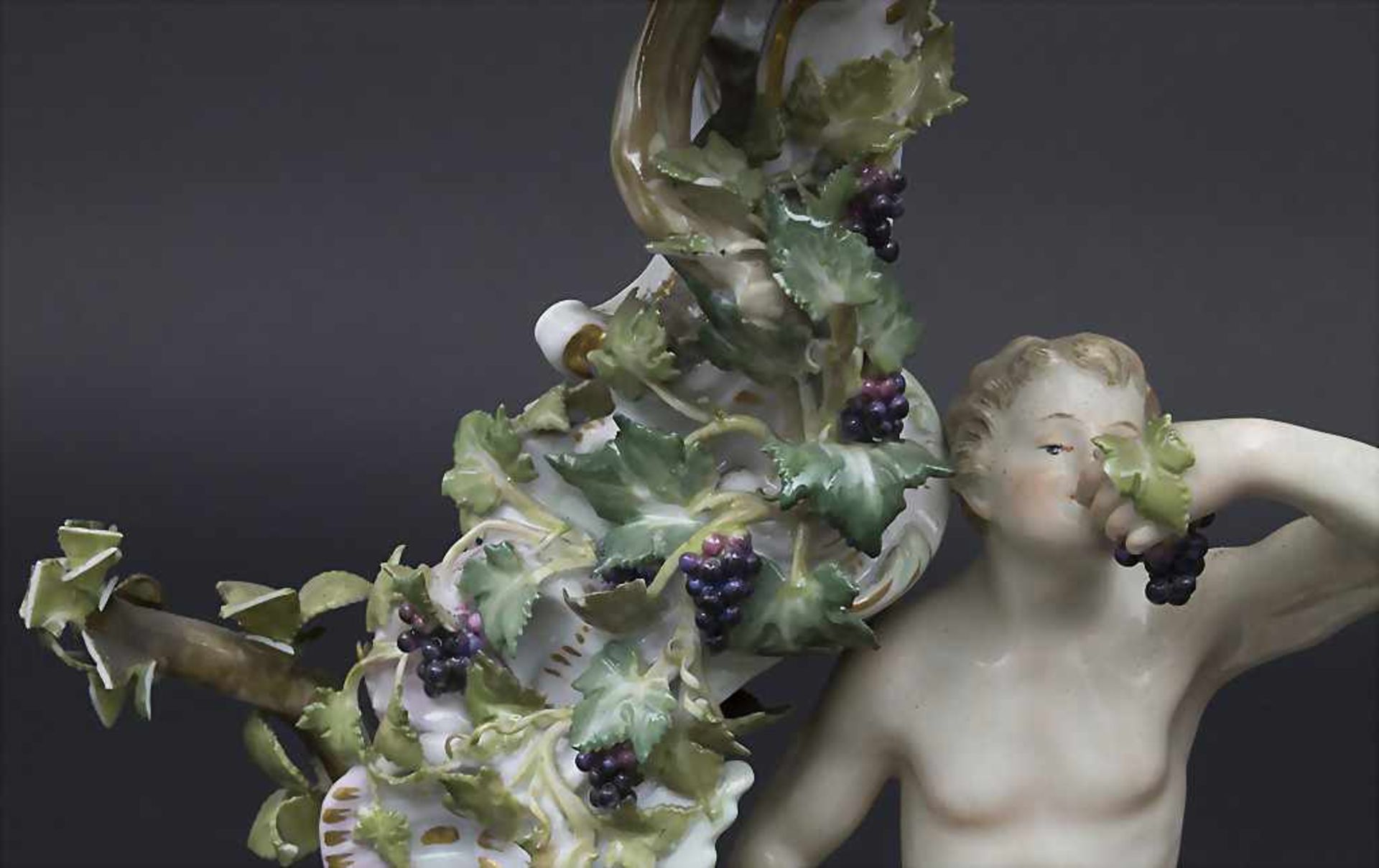 Dreiflammiger Leuchter Allegorie 'Der Herbst' / An allegorical candleholder 'The Autumn', Meissen, - Bild 5 aus 9