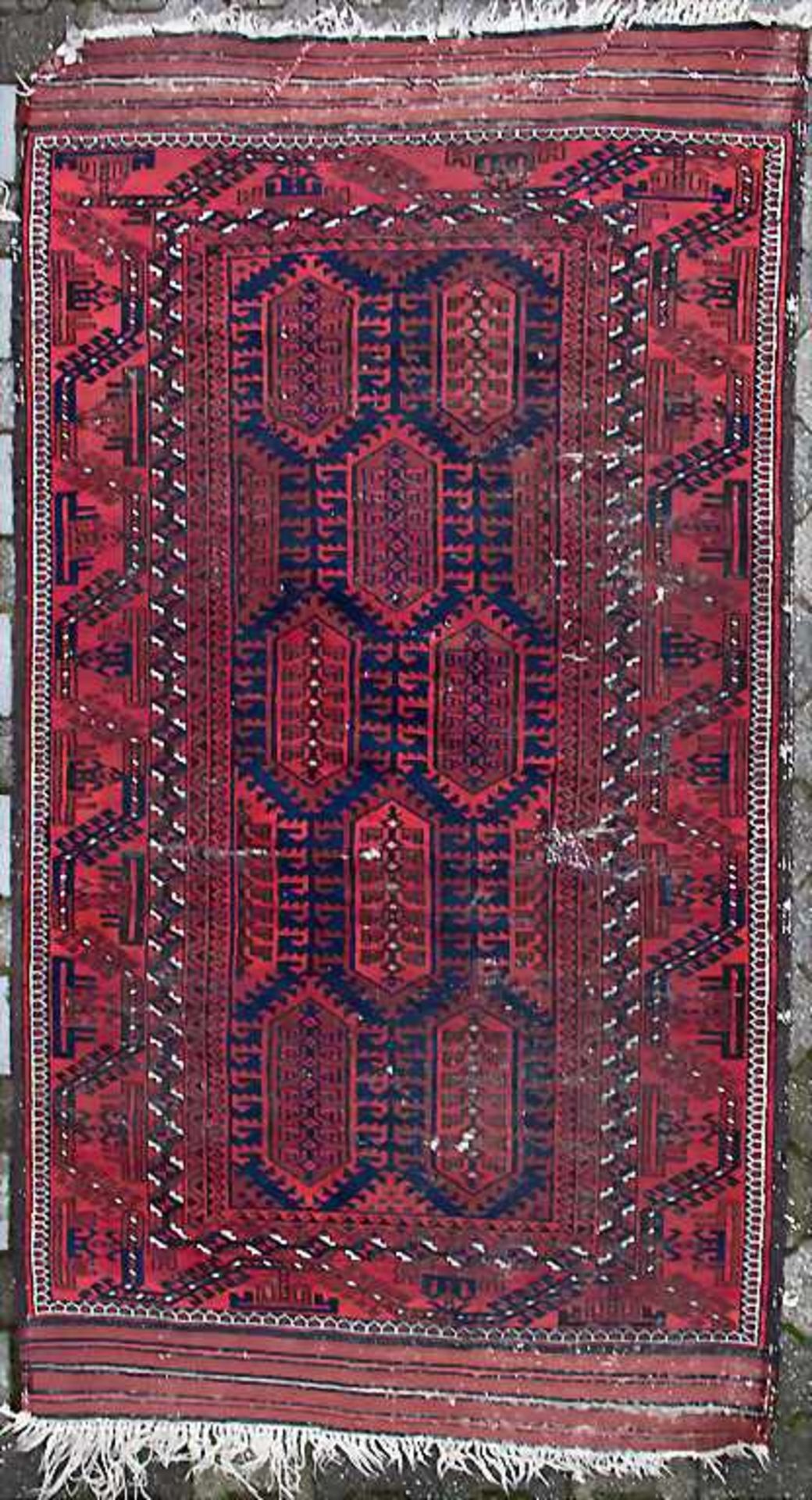Orientteppich 'Tekke' / An oriental carpet 'Tekke', TurkestanMaterial: Wolle,Maße: 220 x 122 cm,