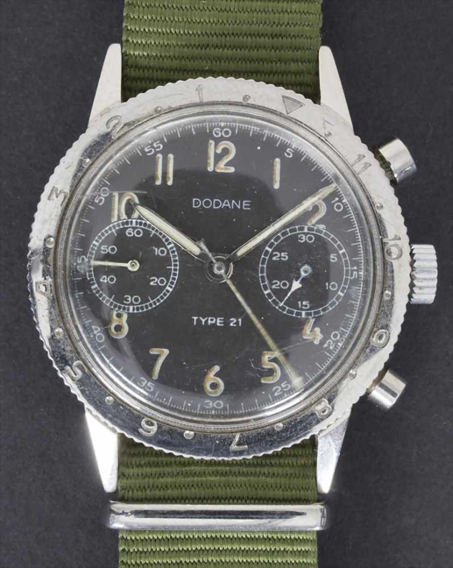 DODANE, Fliegerchronograph, Französische Luftwaffe, 1968Gehäuse: Stahl, mit geschraubtem Stahlboden,