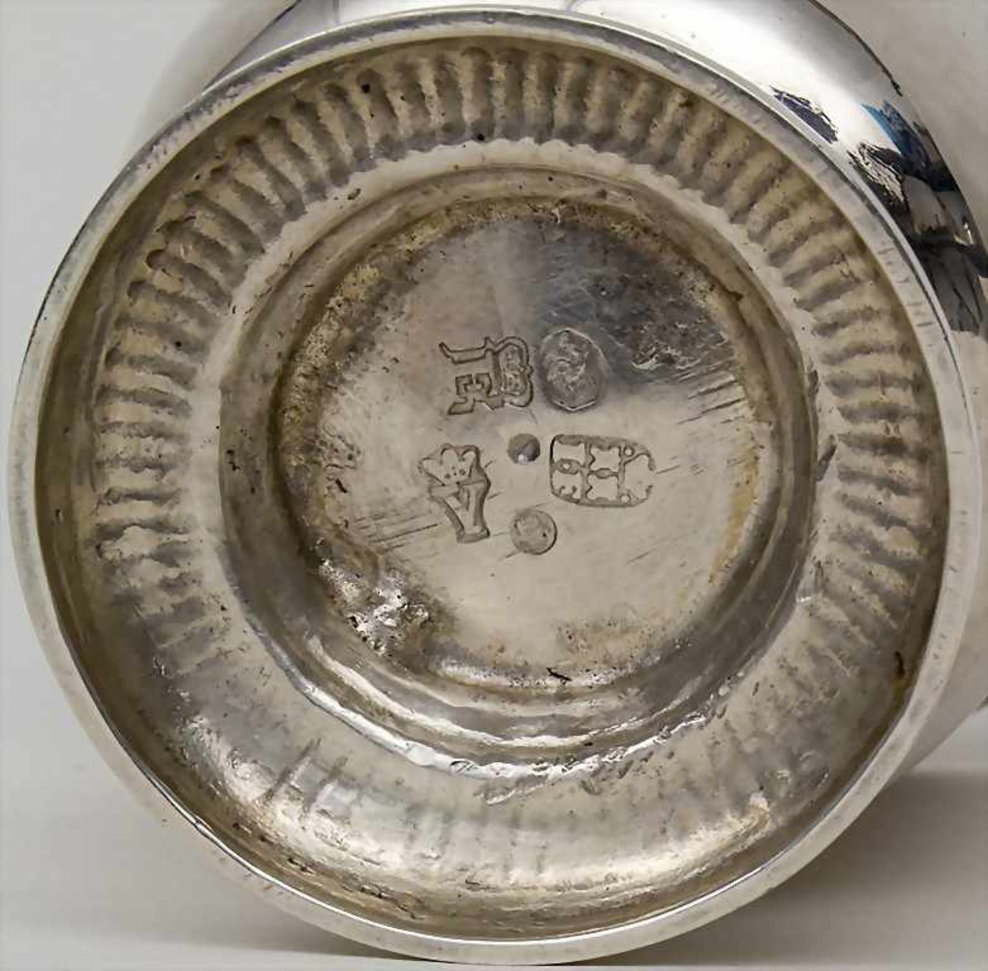 Barock Becher / A beaker, Jean Fabryt, Tours 1745Material: 950er Silber, Punzierung: Stadtmarke, - Image 2 of 2