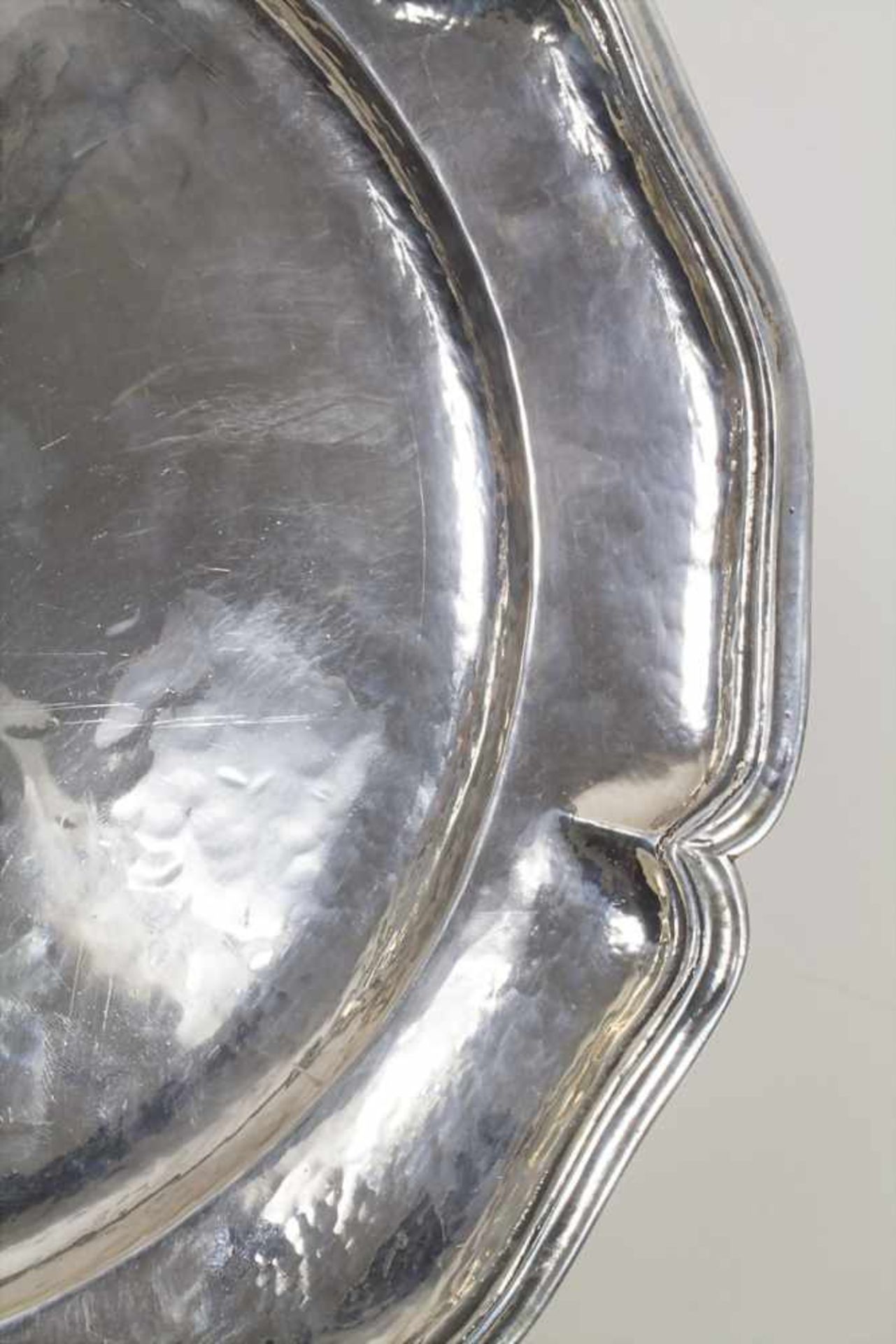 Barock Teller / A Baroque silver plate, Martin de Alcolea, Madrid, 1767Material: Silber, - Image 4 of 4