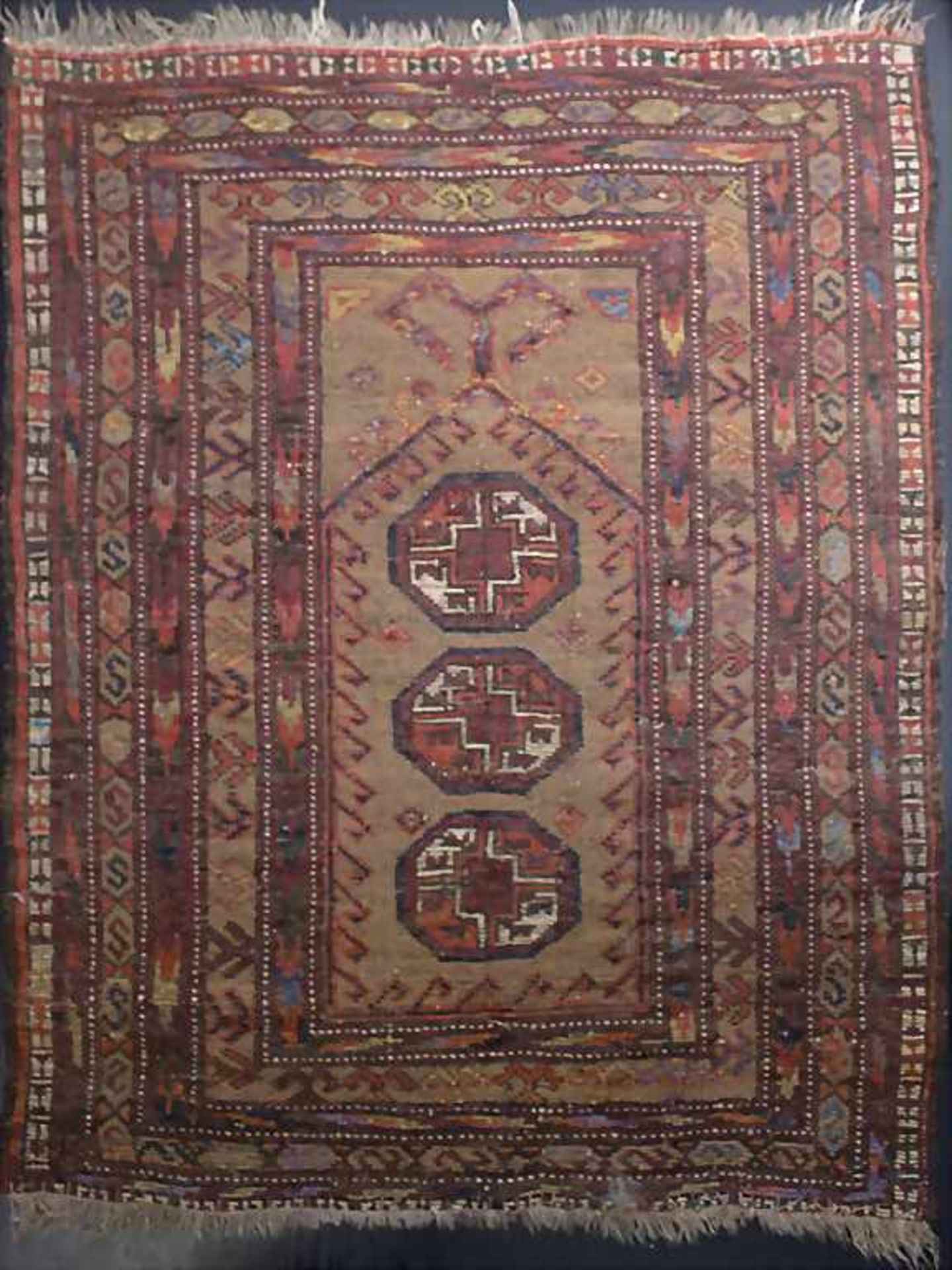 Orientteppich / An oriental carpet, wohl TurkmeneMaterial: Wolle auf Wolle, Maße: 74 x 98 cm, - Image 3 of 4