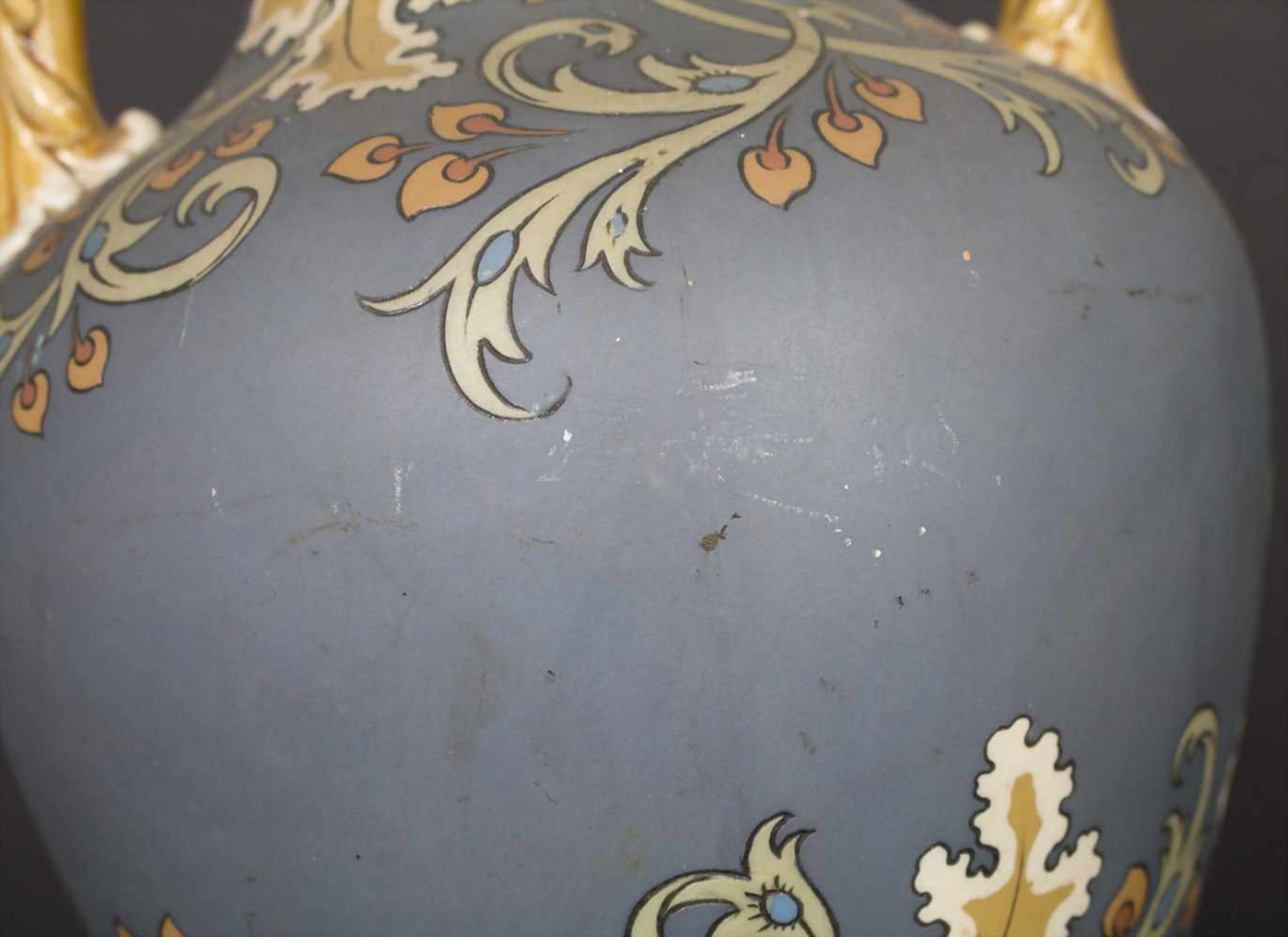 Jugendstil Henkelvase / An Art Nouveau vase with 2 handles, Mettlach, um 1900Material: Keramik, - Image 8 of 8