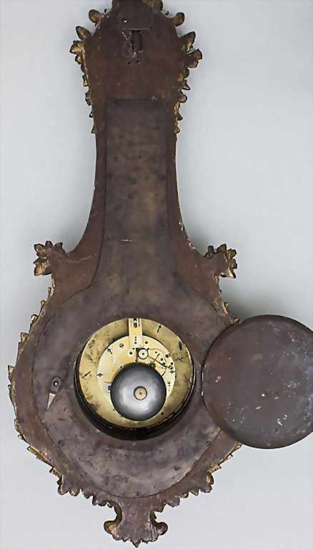 Louis-Seize-Wanduhr/ Clock, Jarossay Paris, um 1850reich geschnitztes rocaillereliefiertes - Image 4 of 4