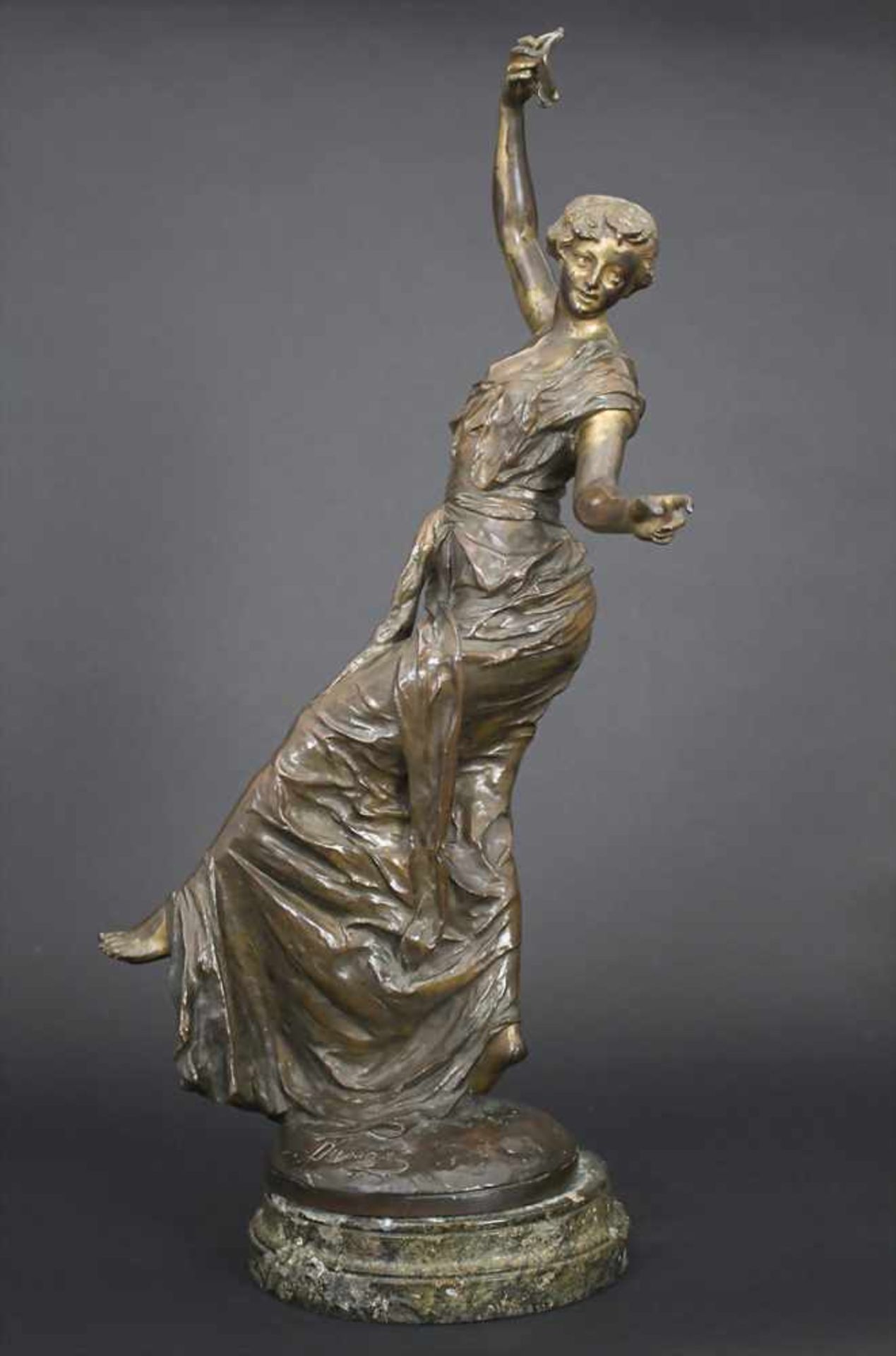Der Tanz / The dance, Gustave Dussart (Lille 1875 -1952 Amiens)Material: Bronze, Reste von