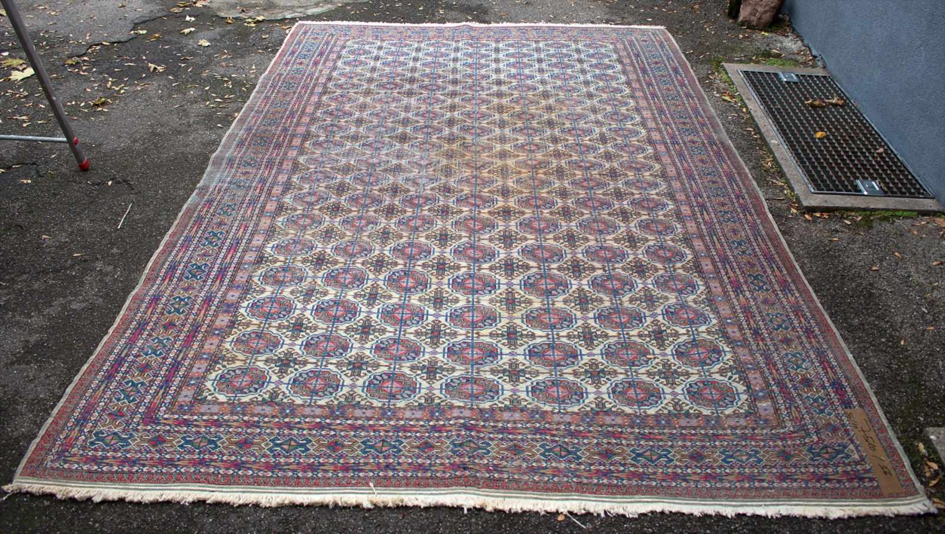 Großer Orientteppich / A large oriental carpetMaterial: Wolle auf Baumwolle, Naturfarben, Maße: - Image 3 of 9
