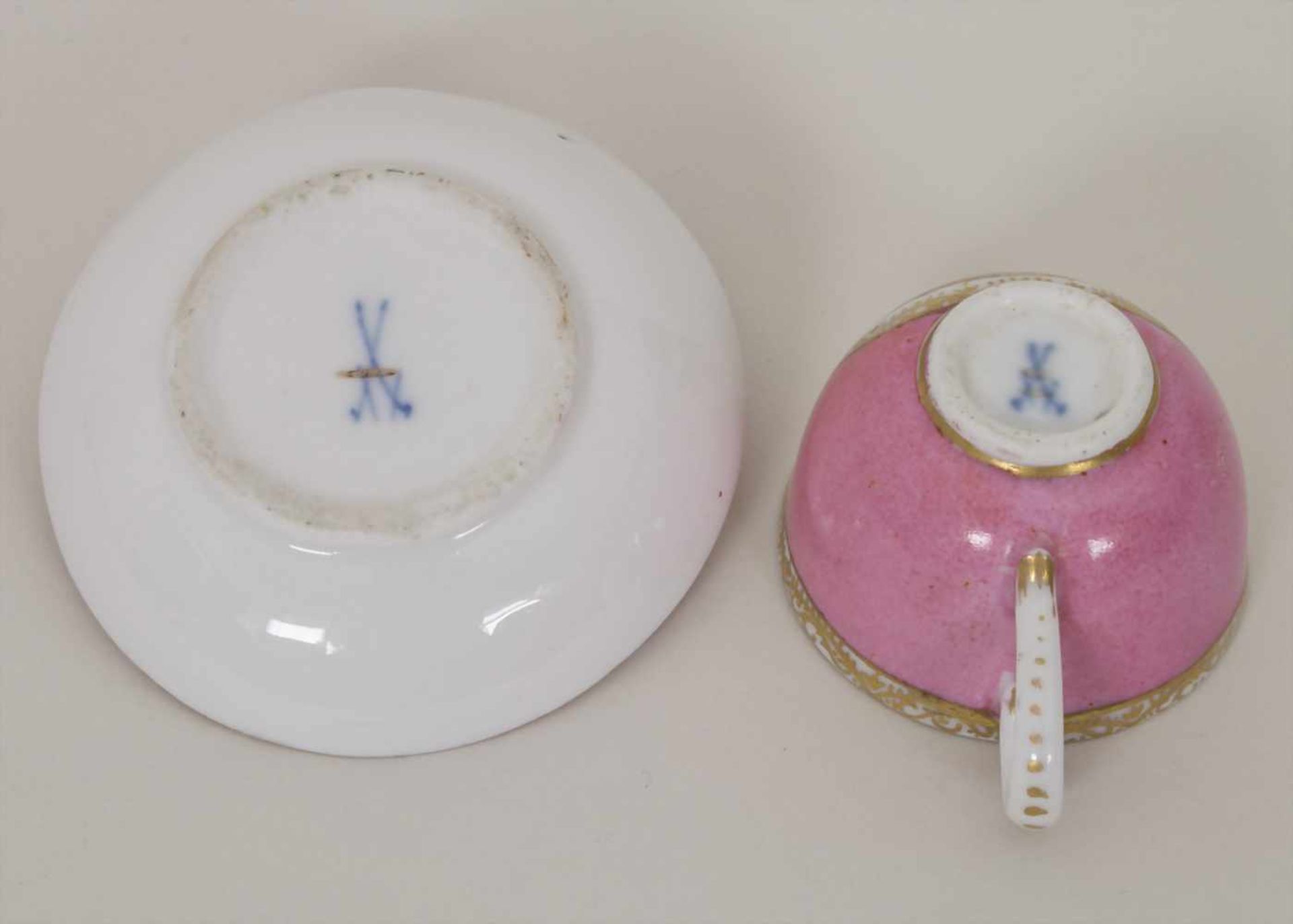 Miniatur Tasse und Untertasse mit galanten Szenen / A miniature cup and saucer with courteous - Bild 3 aus 3