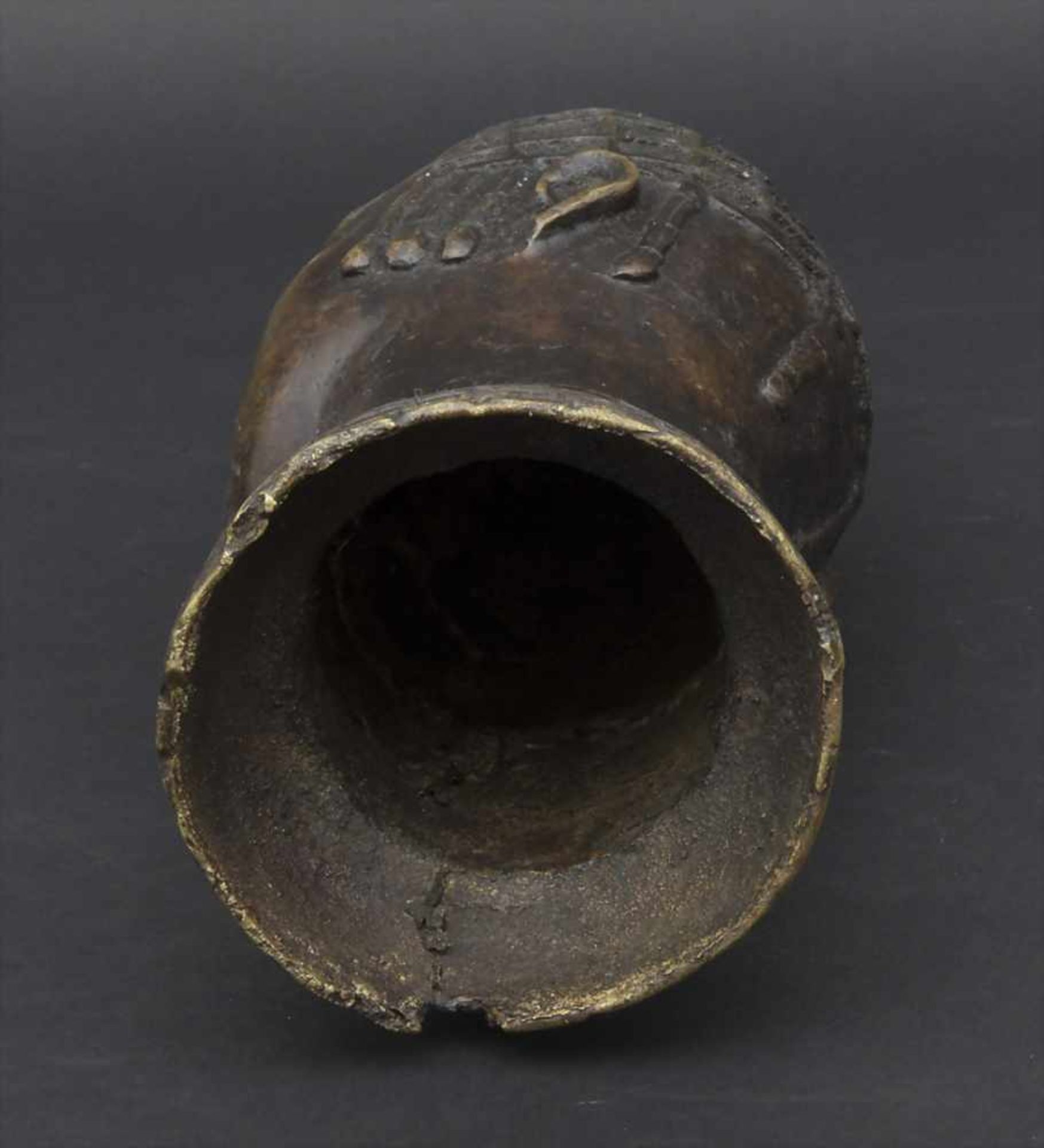 Kopf einer Königin / Gedenkkopf, BeninMaterial: Bronze braun patiniert,Maße: 41 cm,Zustand: - Image 6 of 7