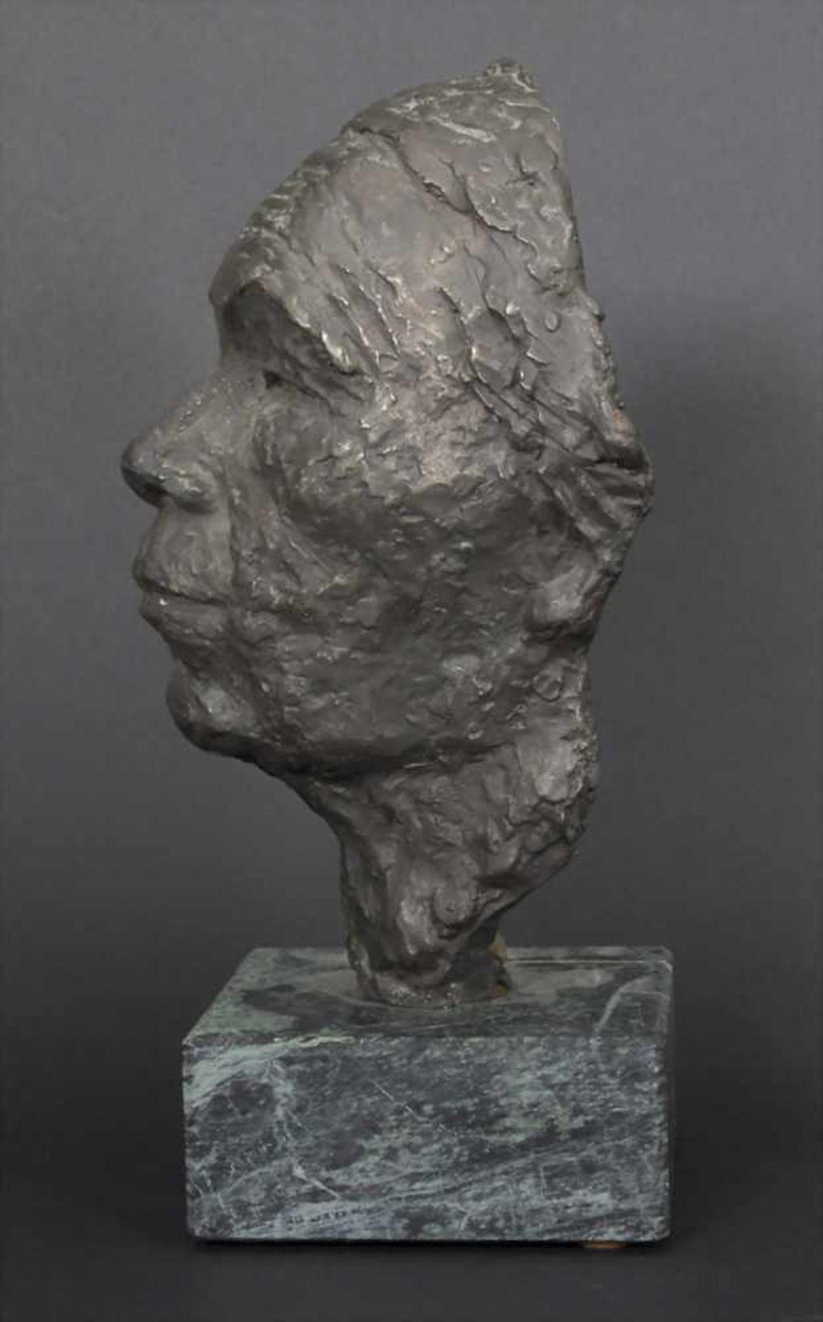 Edwin Scharff (1887-1955), Büste 'Käthe Kollwitz' / A bust 'Käthe Kollwitz'Technik: Bronze, - Bild 6 aus 7