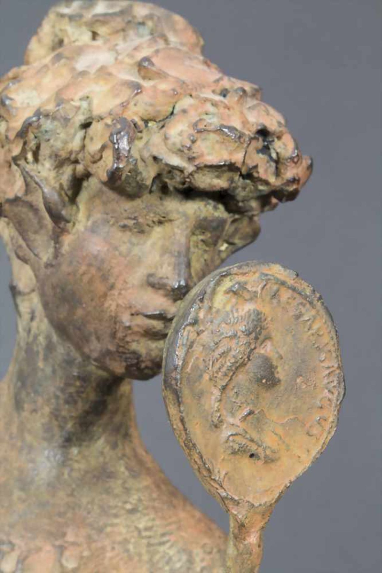 Karl Heinz Krause (*1924), 'Spiegel der Agrippina' / 'The mirror of Agrippina'Technik: Bronze, - Bild 12 aus 13