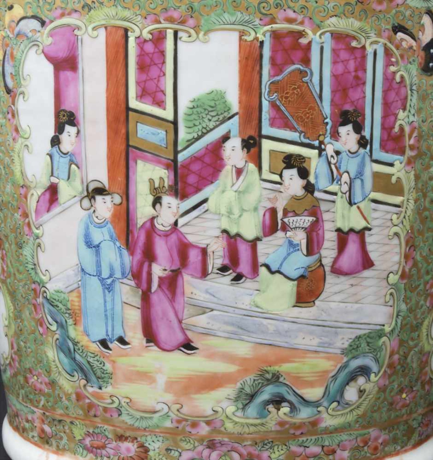 Porzellan Ziervase,'Famille Rose', China, 19. Jh.Material: Porzellan, polychrome Emailmalerei, - Bild 4 aus 29
