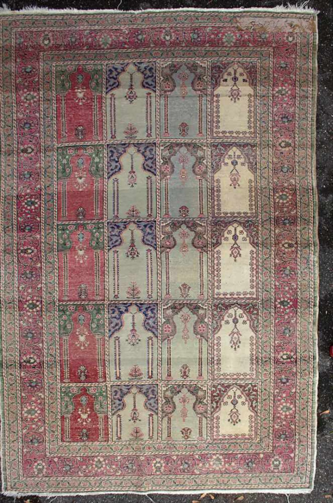 Orienttepppich mit Gebetsnischen / An oriental carpet with mihrabsMaterial: Wolle auf Baumwolle, - Image 7 of 11