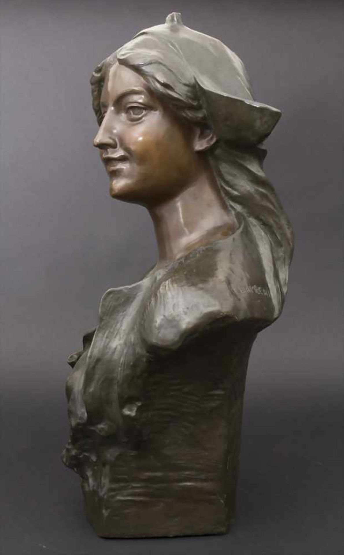 Jef LAMBEAUX (1852-1908), Mädchenbüste / A young girl bustTechnik: Bronze, patiniert, Signatur: - Bild 6 aus 11