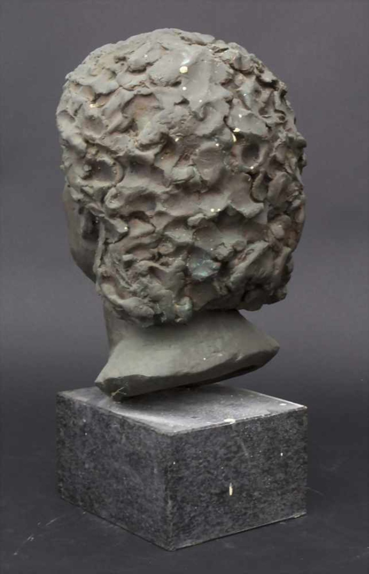 Peter Szabaces (20. Jh.), Frauenbüste 'Gerda Schneider-Sato' / A female bust 'Gerda Schneider-Sato' - Bild 4 aus 13