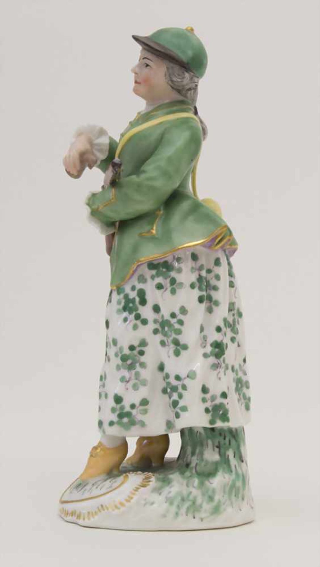 Jägerin mit Gewehr / A hunting lady, Nymphenburg, nach 1942Material: Porzellan, polychrom staffiert, - Image 2 of 7