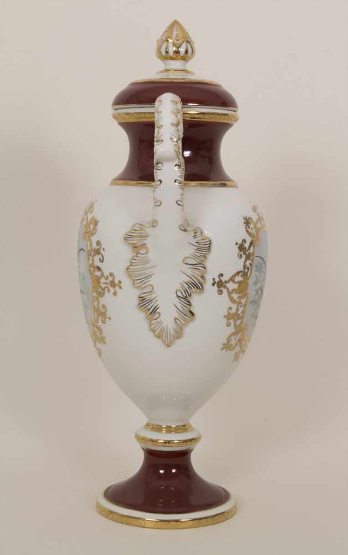 Große Henkelvase / A large vase, Bakos Eva, HerendMaterial: Porzellan, polychrom bemalt, - Bild 5 aus 8