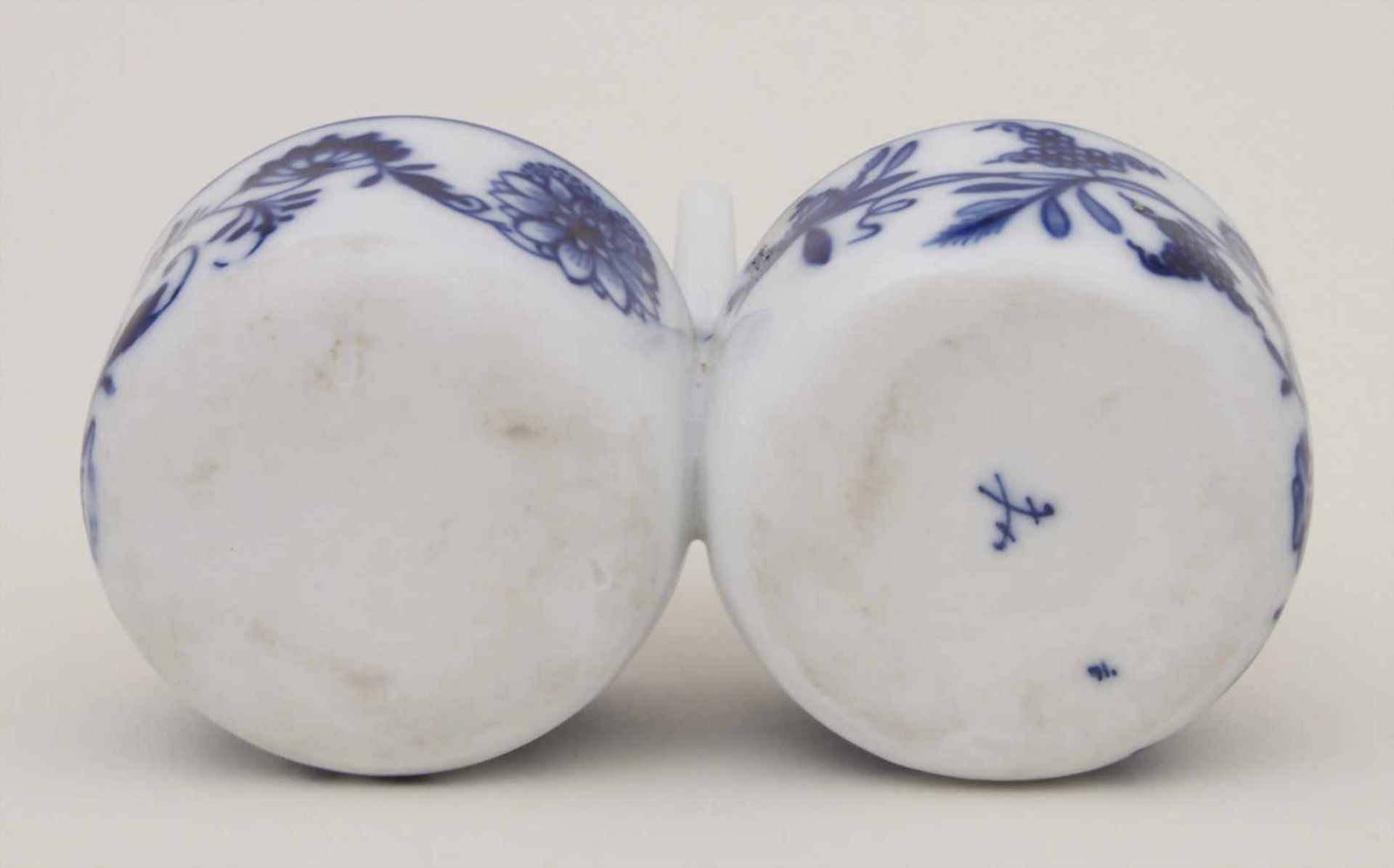 Saliere 'Zwiebelmuster' / A condiment bowl with Onion pattern, Meissen, um 1860Material: - Image 3 of 3