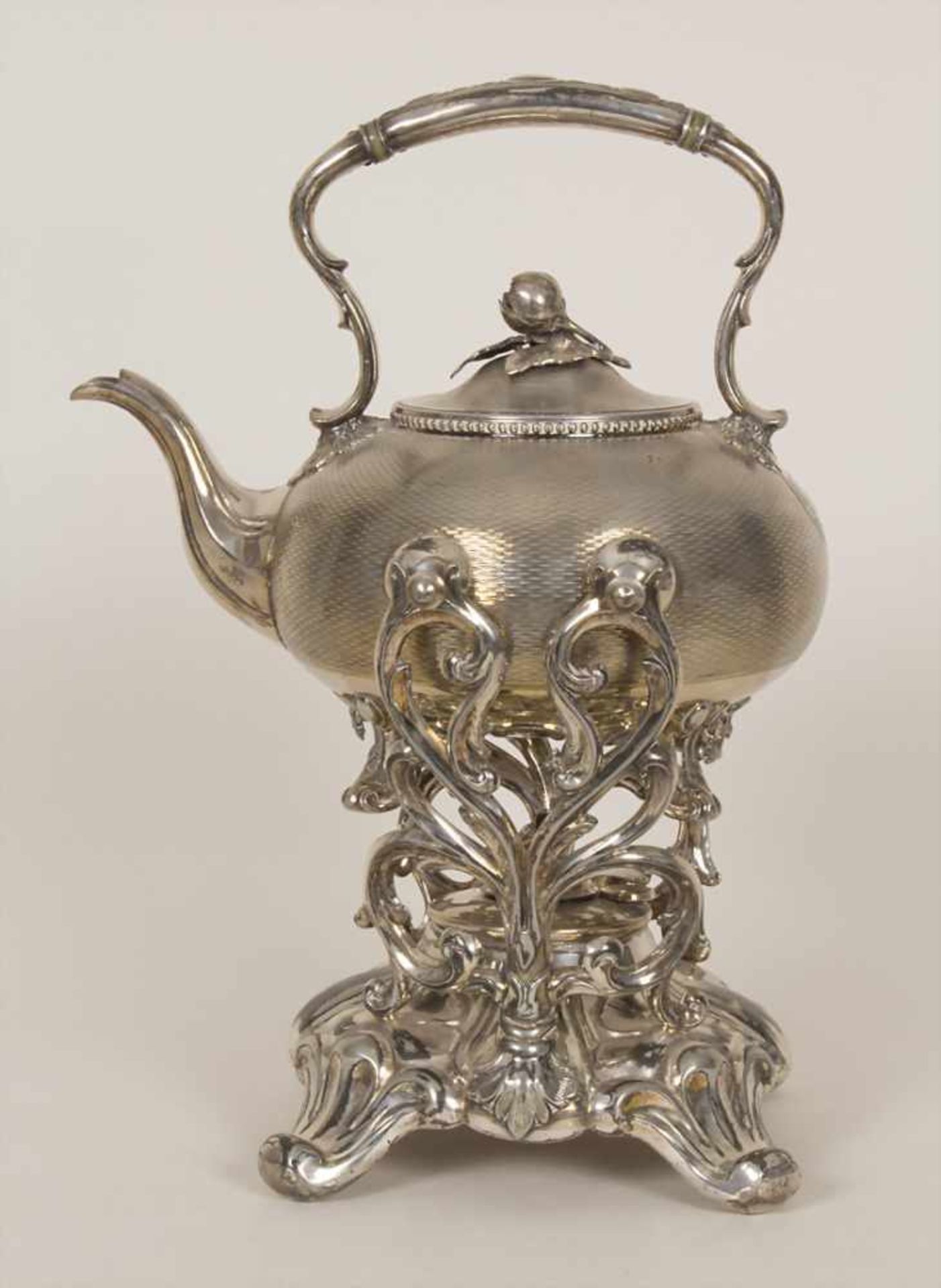 Teekanne auf Rechaud / A silver tea pot with rechaud, I. H. Peters & Co. Hamburg, um 1900Material: