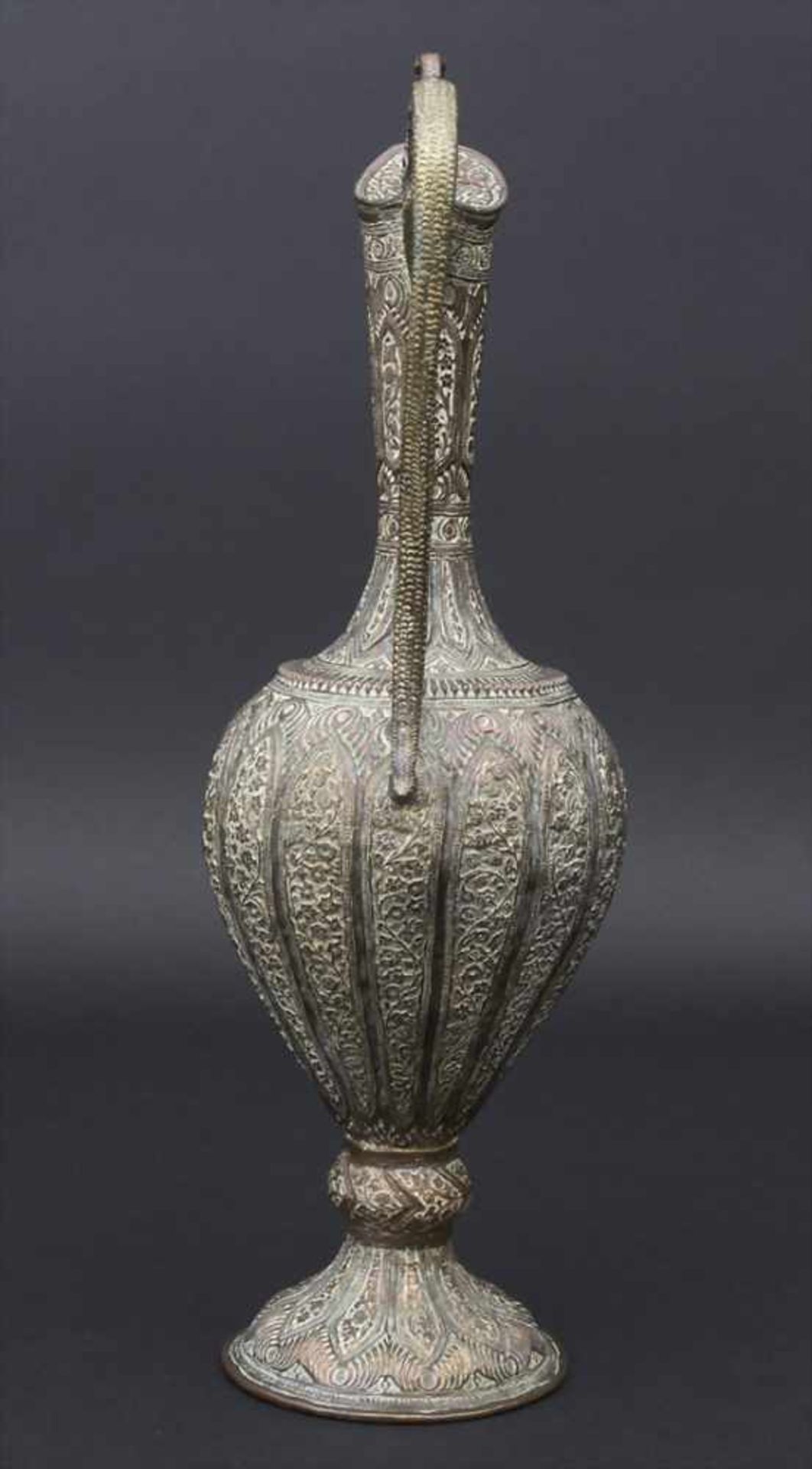 Kanne mit Schlangendaumenrast / A carafe with snake shaped thumb-rest, Persien, wohl 1780Material: - Bild 6 aus 15