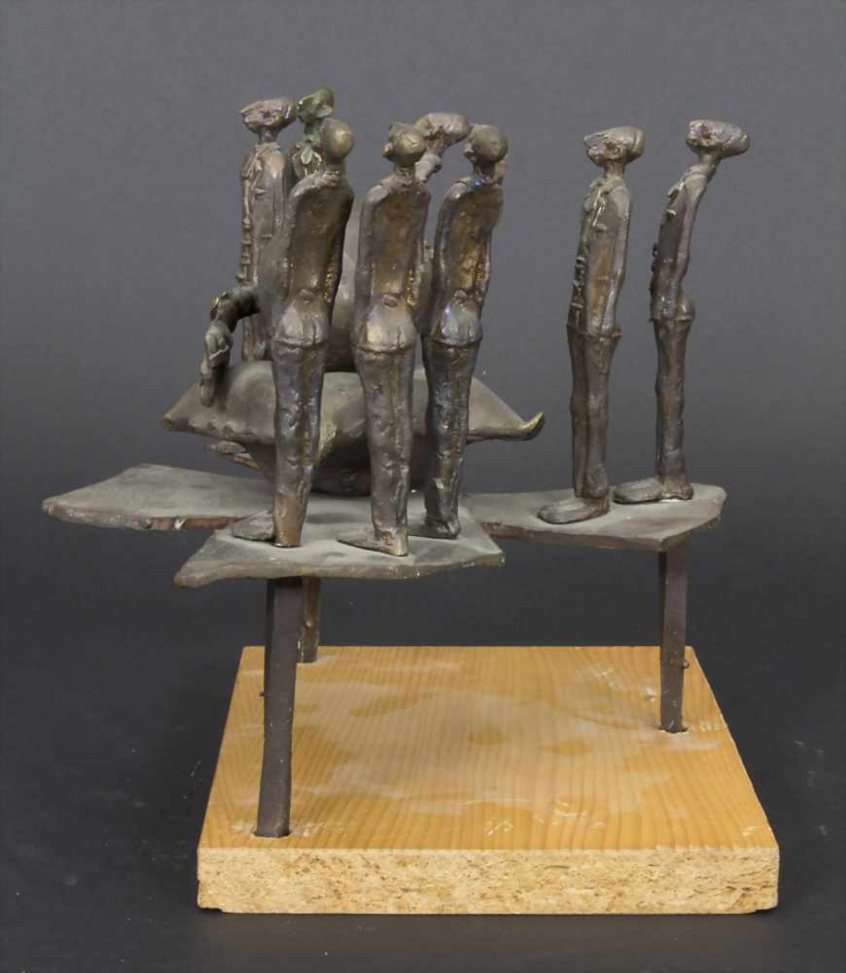 Karl Reidel (1927-2006) (Zuschreibung / Attributed), Figurengruppe 'Männer mit großem - Bild 6 aus 9